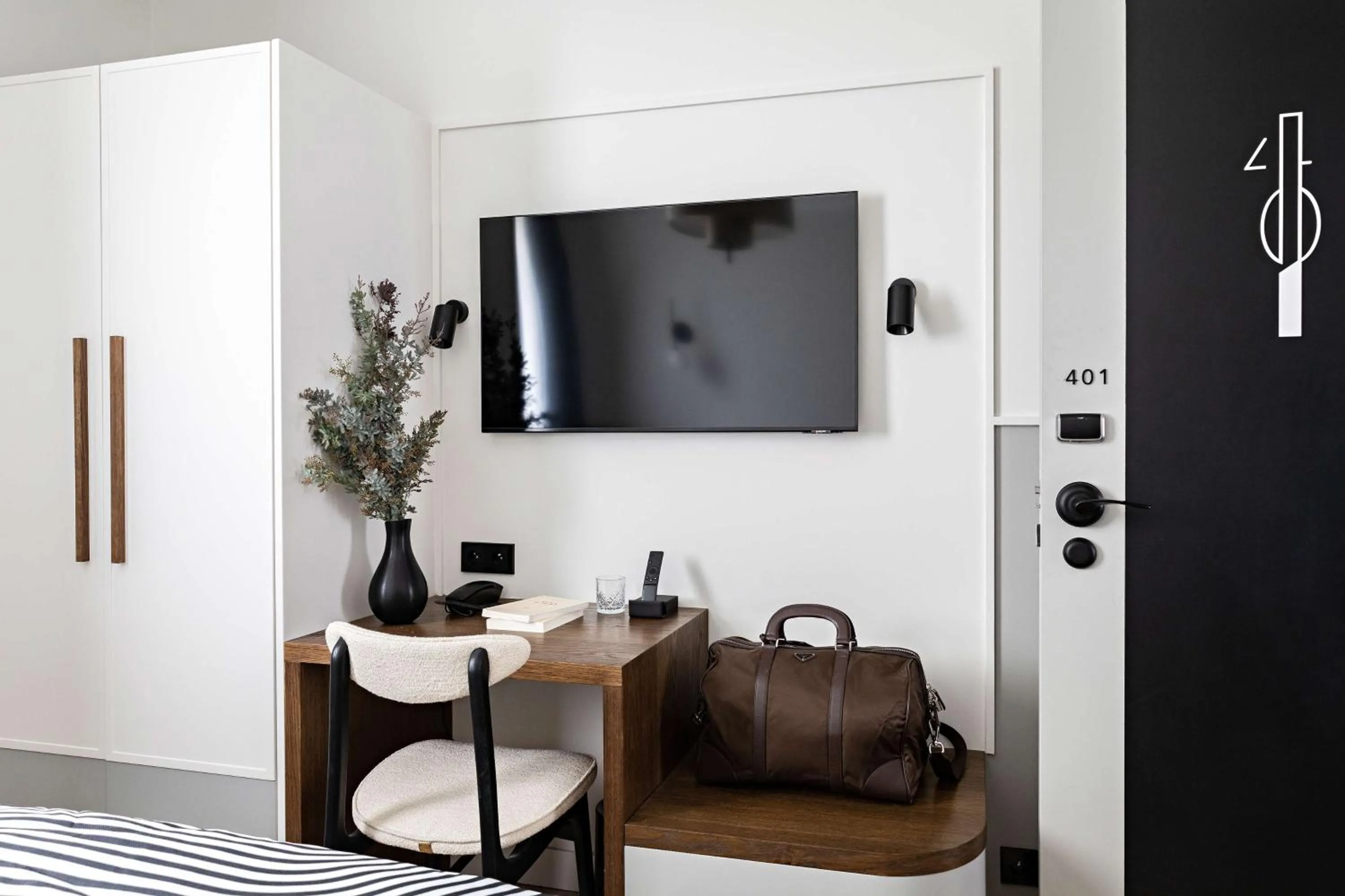 Bedroom in Best Western Premier The Blake Paris Gare Saint Lazare