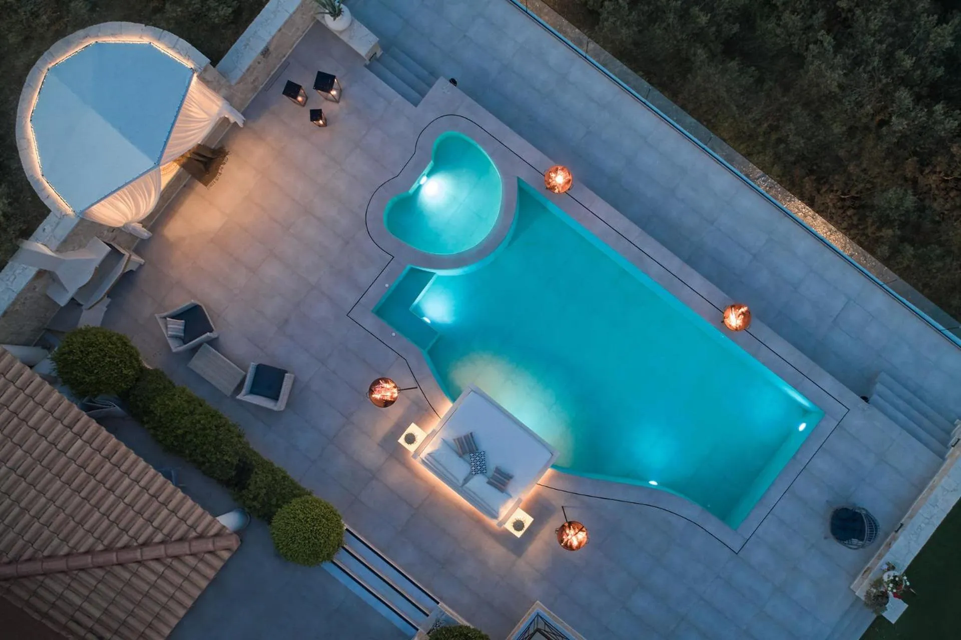 Swimming pool in Emerald Villas & Suites - The Finest Hotels Of The World