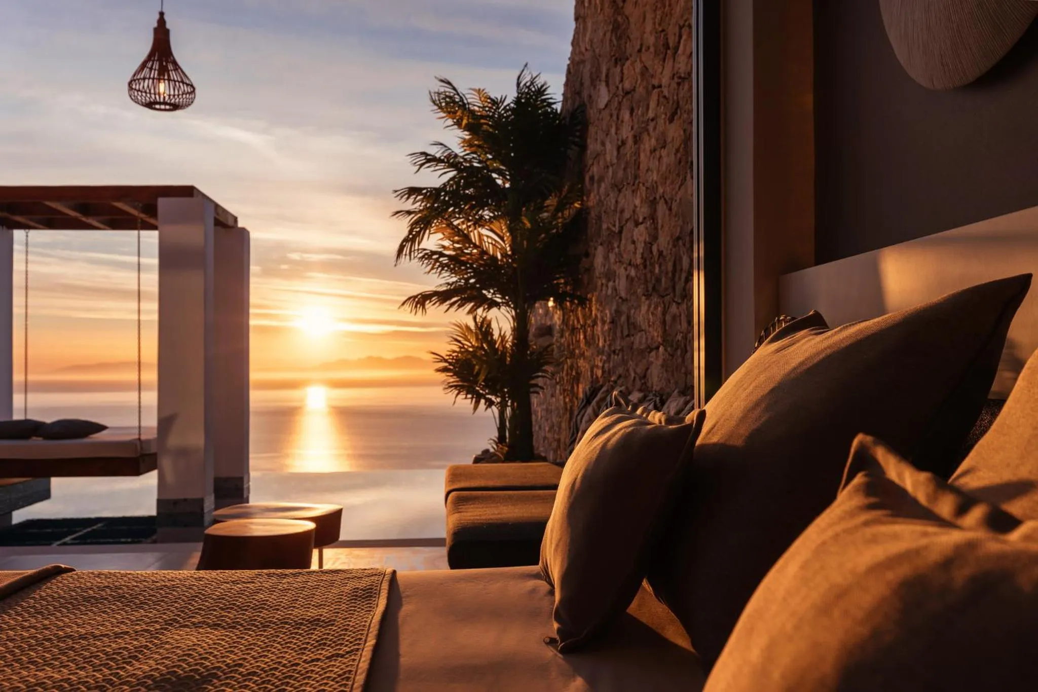 Property building in Emerald Villas & Suites - The Finest Hotels Of The World