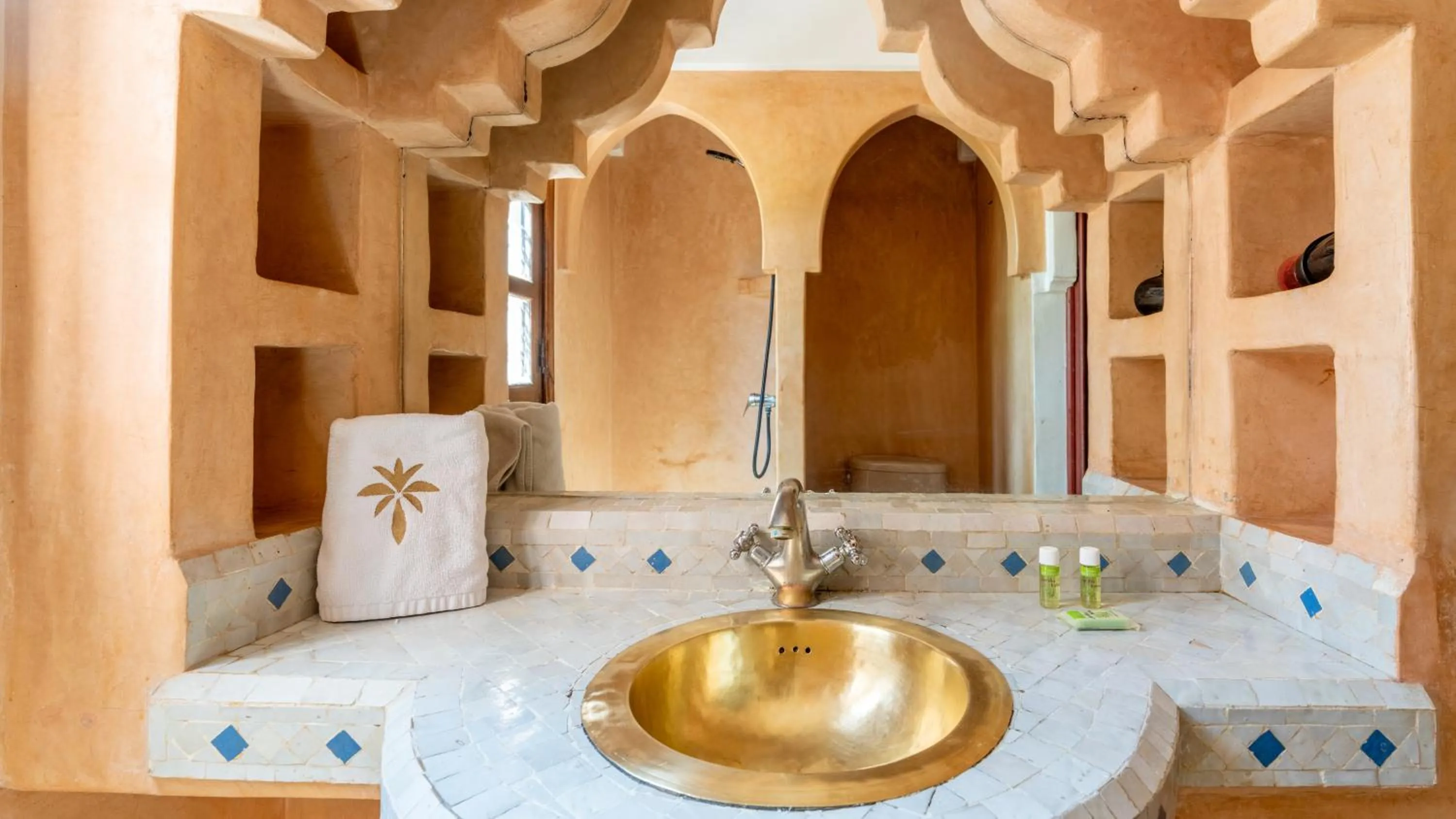 Shower in Riad Ghali Hotel & SPA