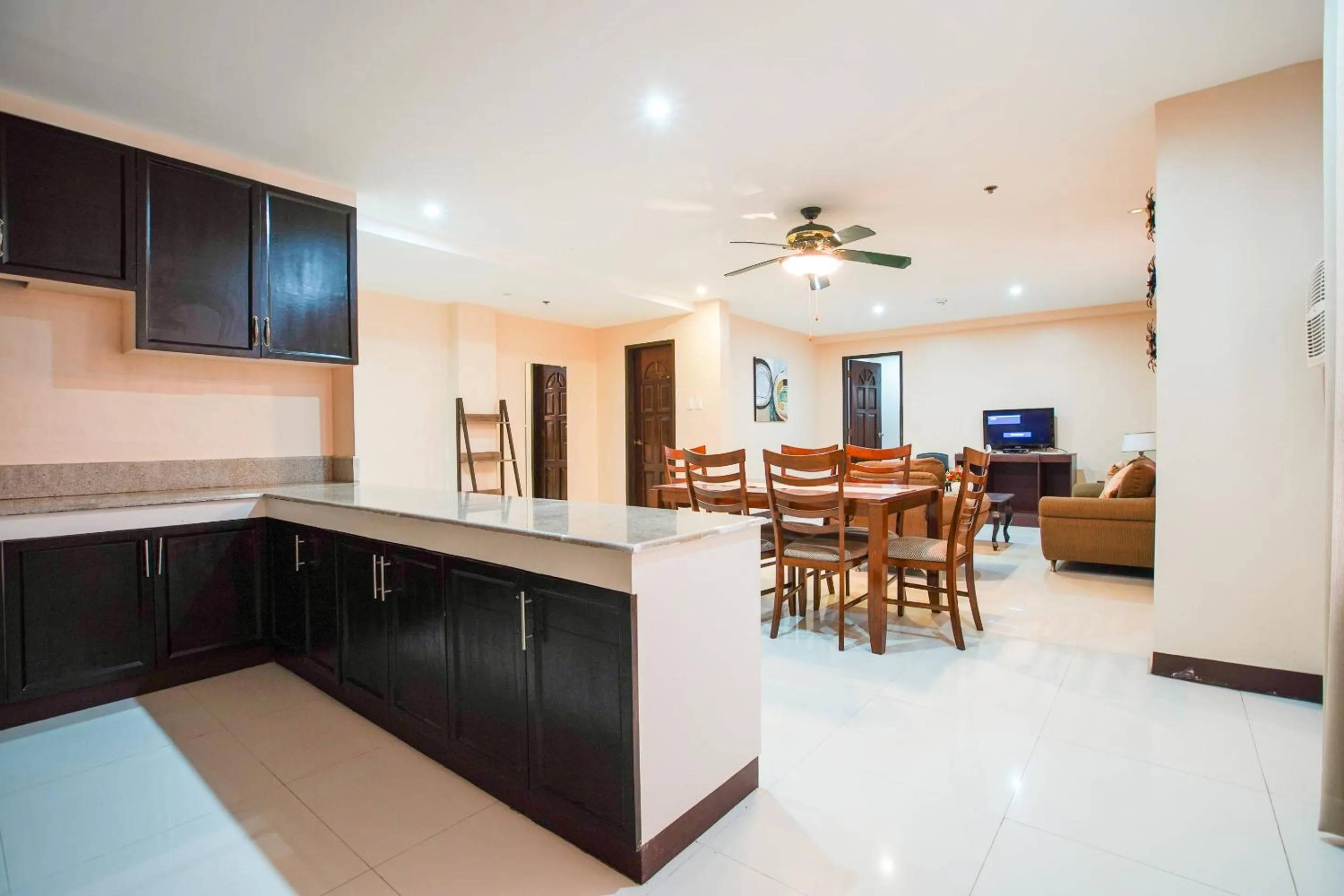 Bedroom in OYO 236 Hotel Edmundo