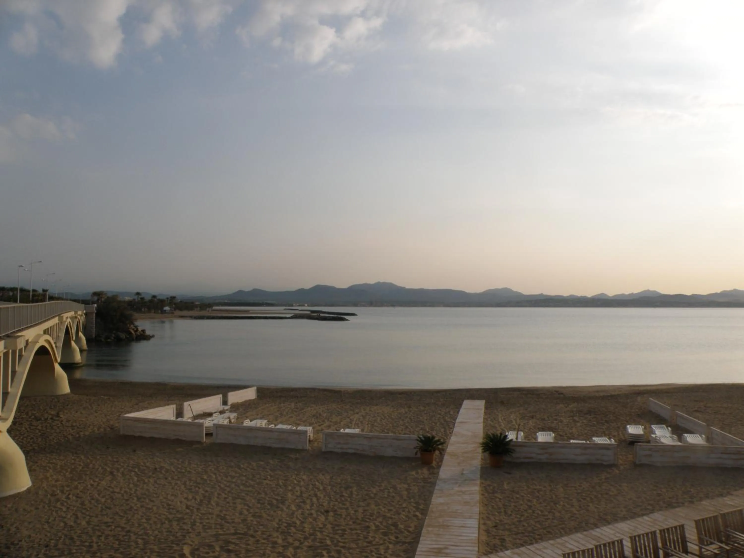 Beach in Athéna MOTEL