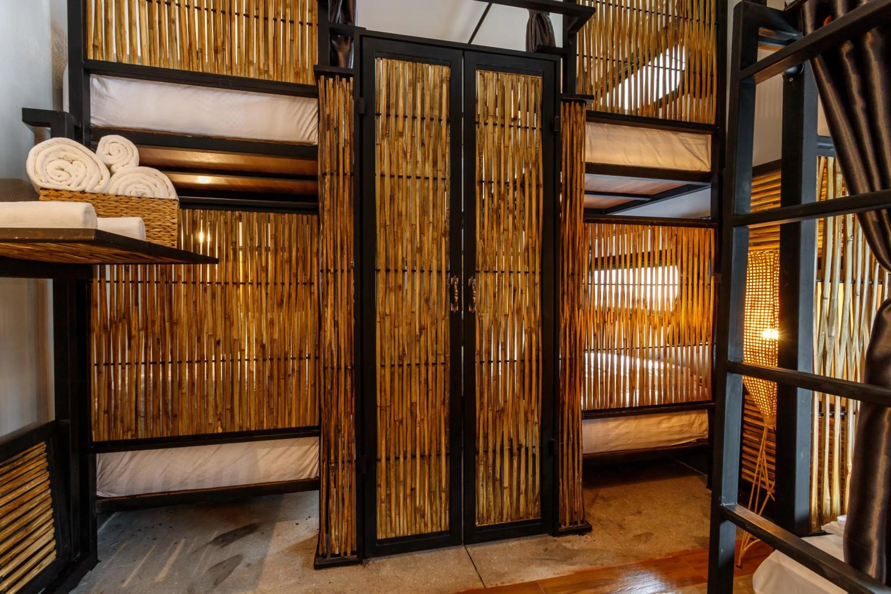 bunk bed, Bed in Hostel One Art and Gallery