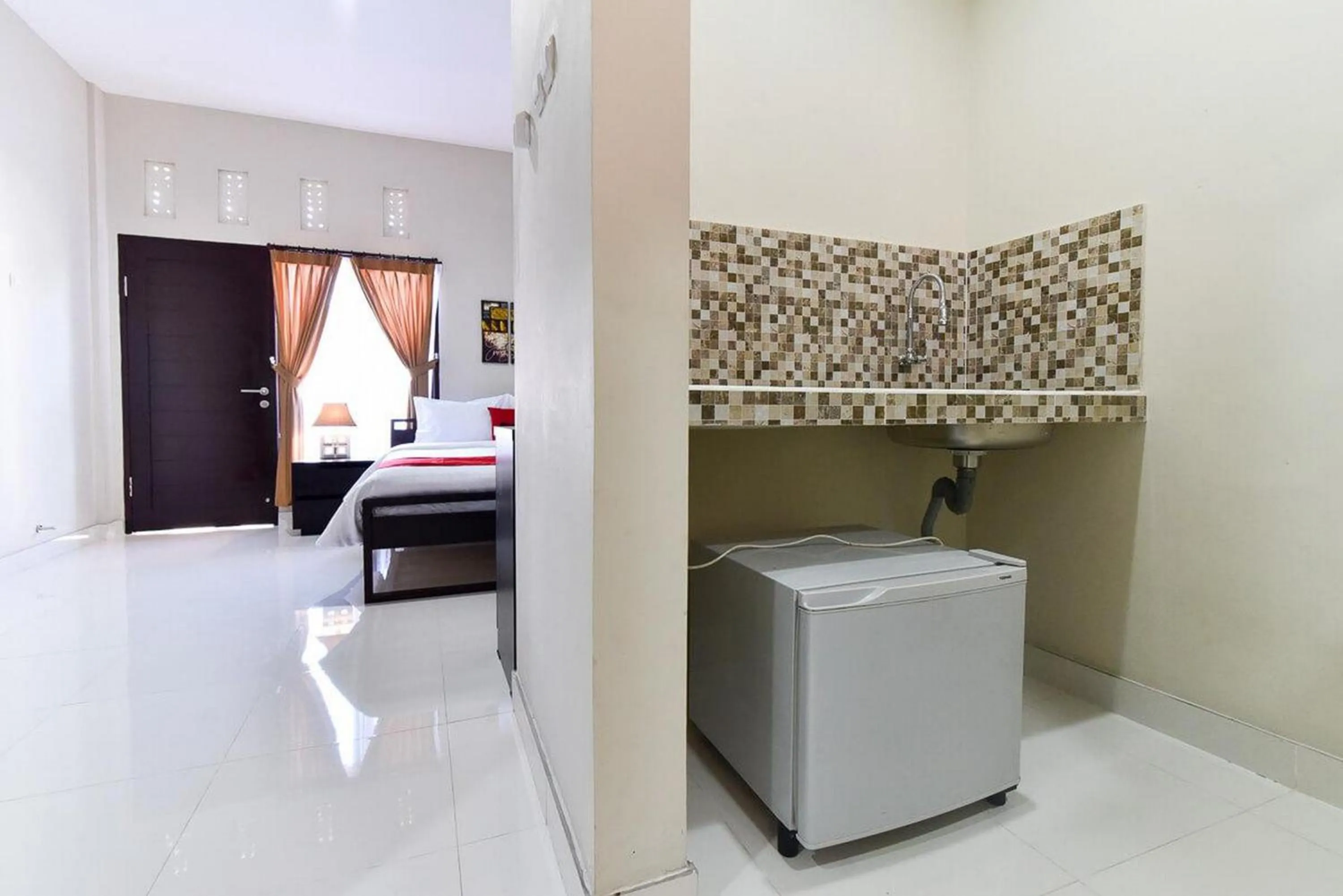 Bedroom in RedDoorz Plus near Jalan Imam Bonjol Denpasar