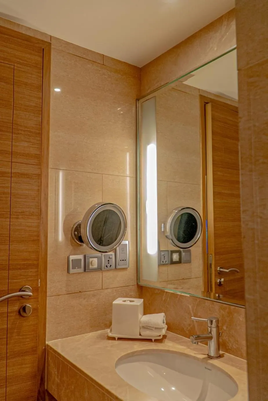 Bathroom in DoubleTree Suites by Hilton Bengaluru Outer Ring Road
