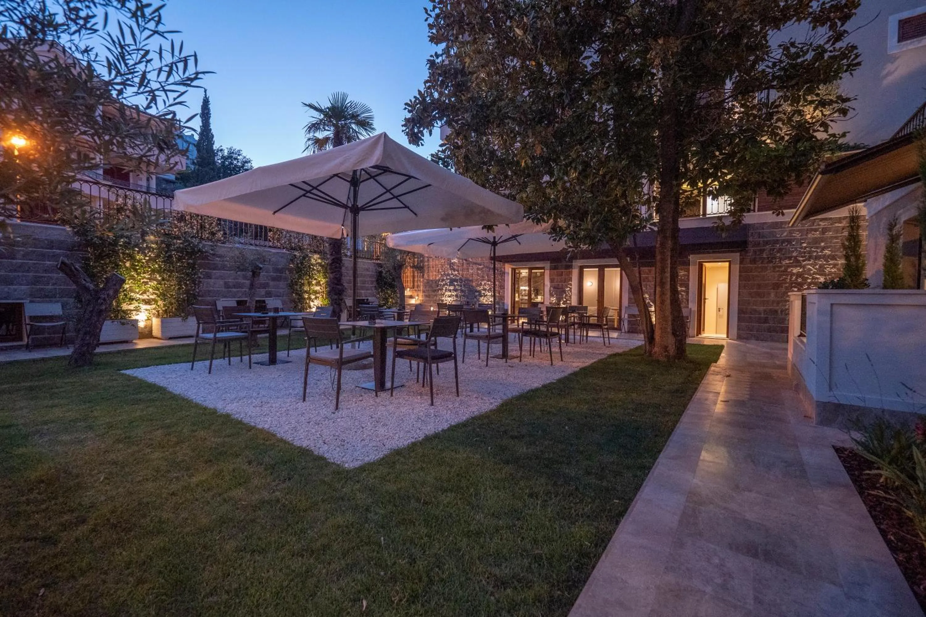 Garden view in Hotel Vela