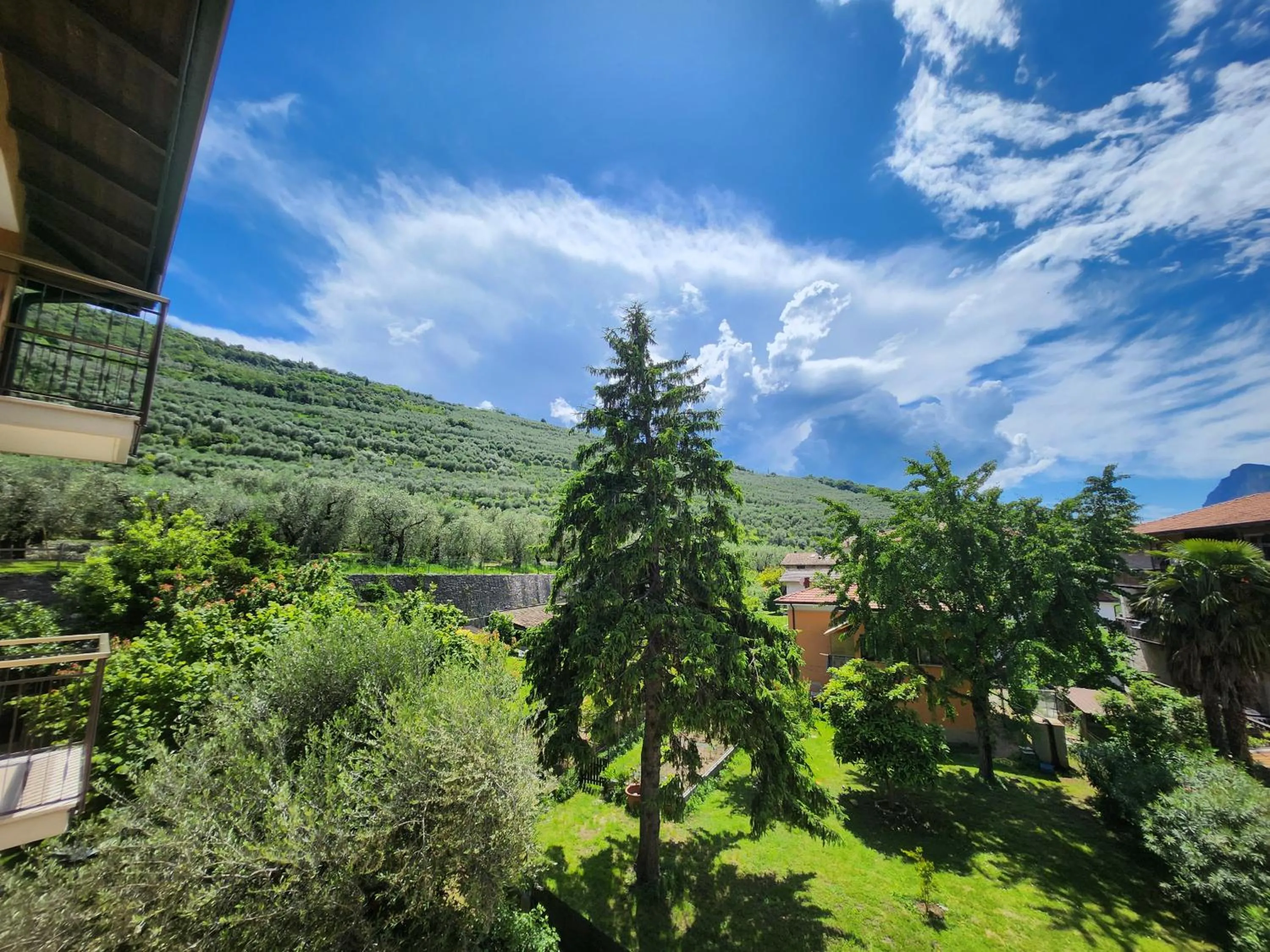 Garden view in Casa Beniamino