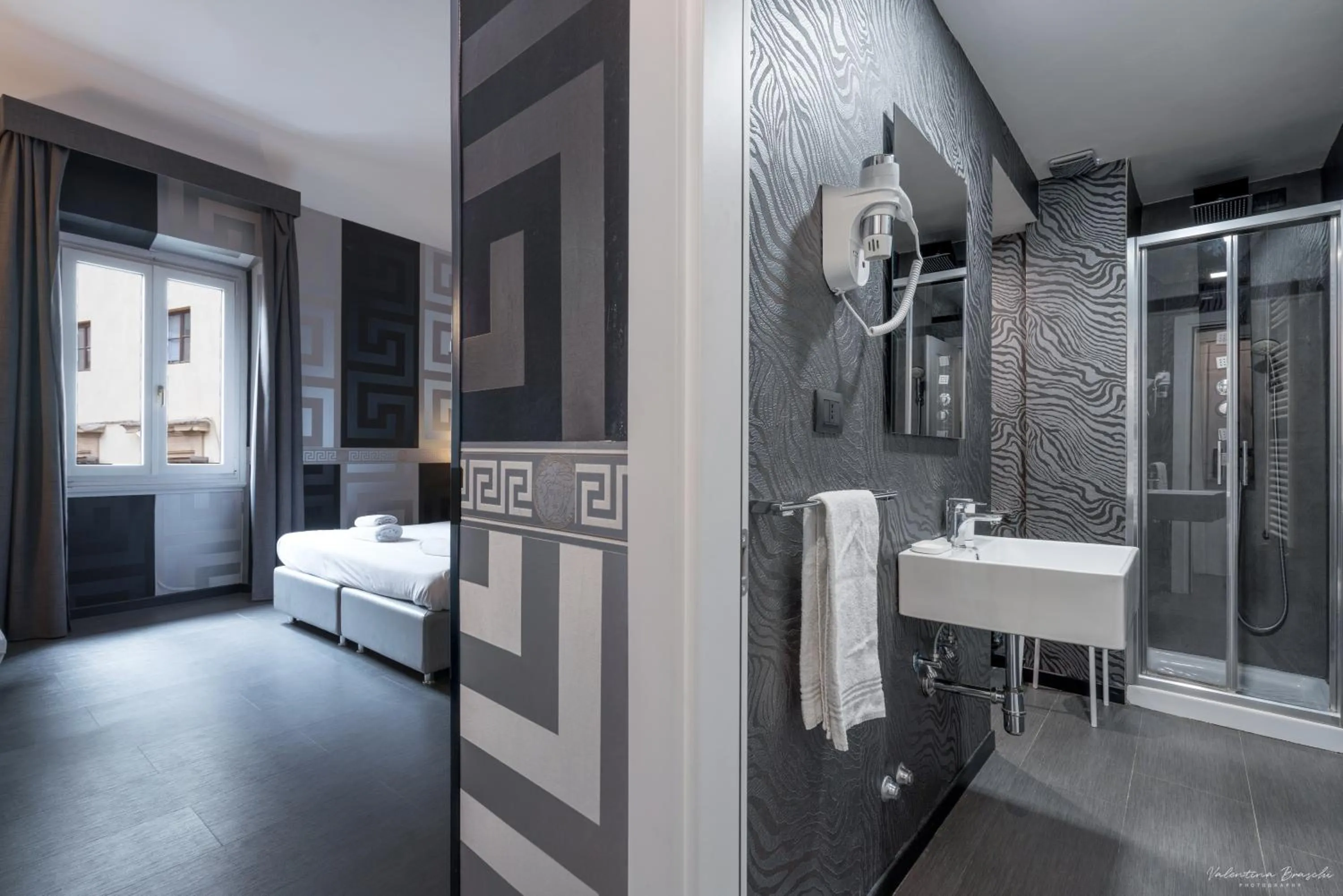 Bathroom in Hotel Deco