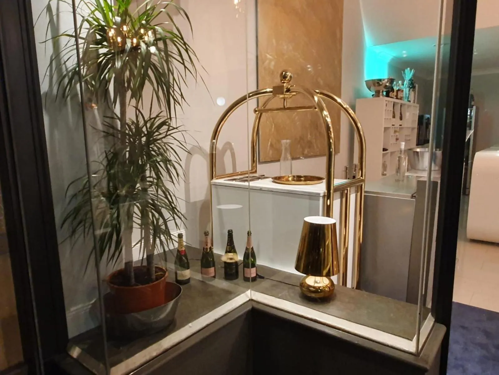 Kitchen/Kitchenette in Hotel Monte Christo