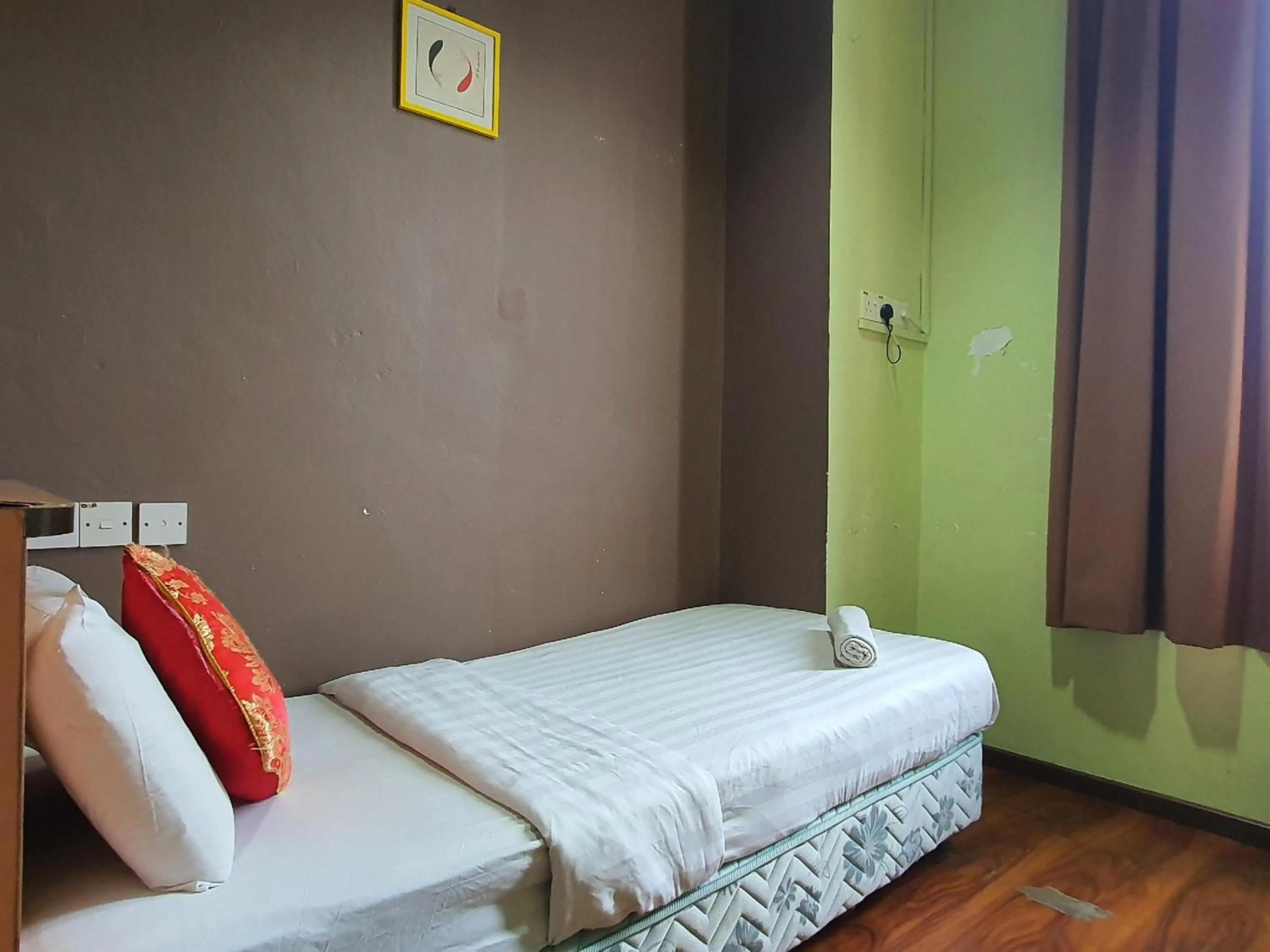 Photo of the whole room, Bed in Hotel O Melody 88 Inn