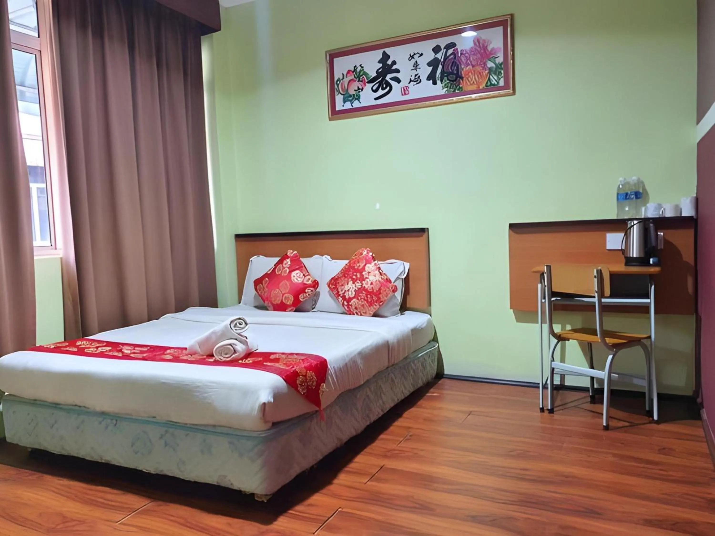 Photo of the whole room, Bed in Hotel O Melody 88 Inn