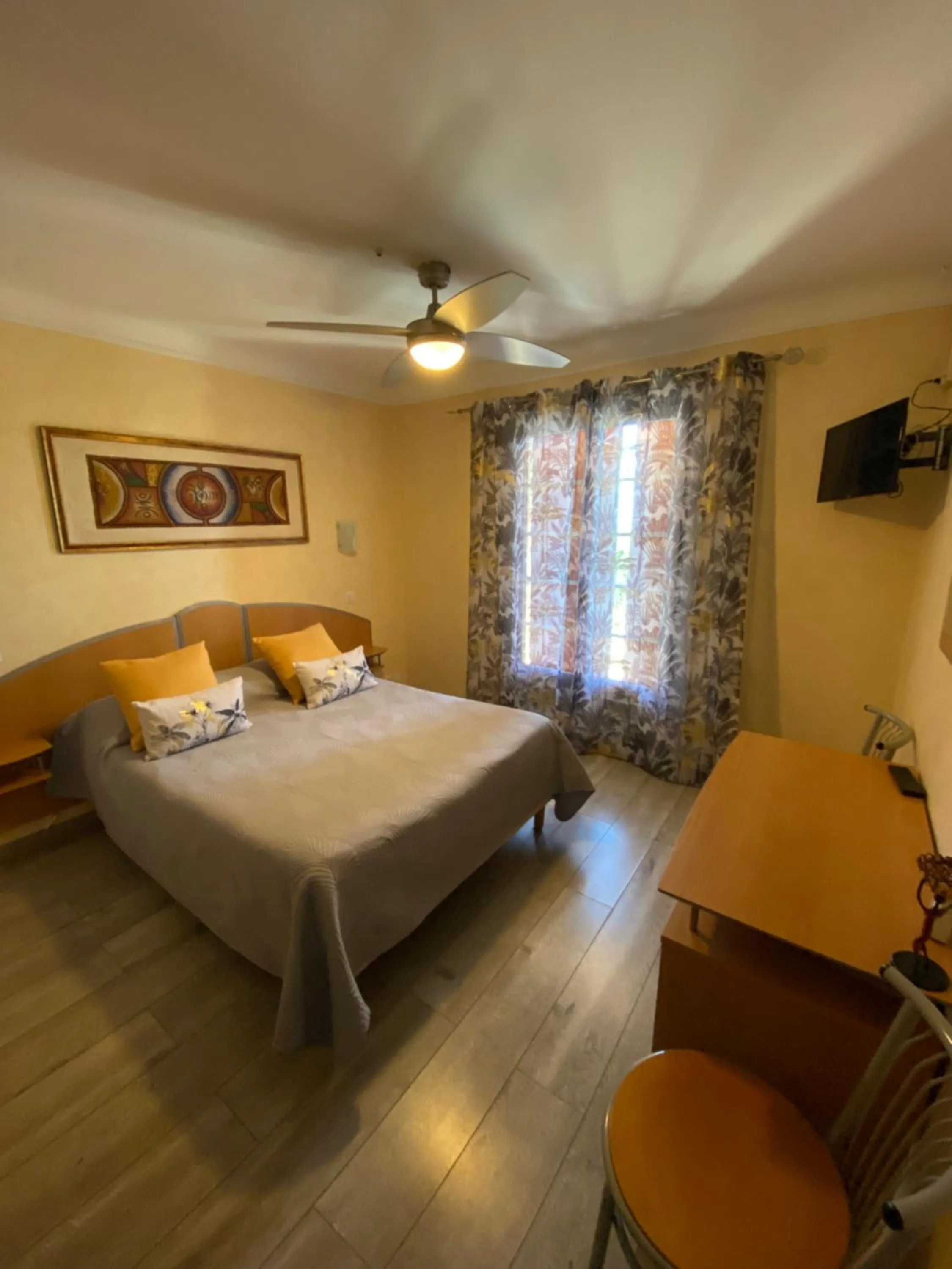 Bed in Les Belles Terrasses