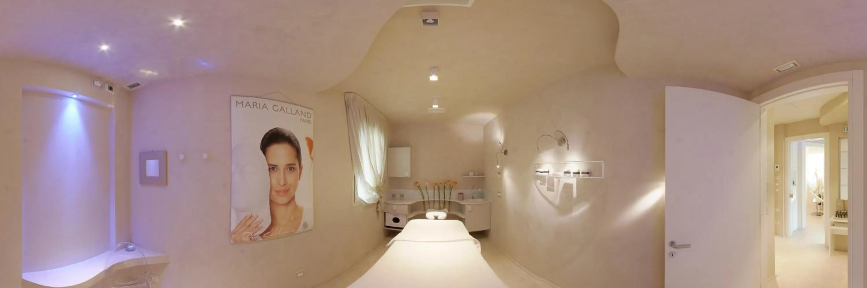Massage in Suite & Spa Mirabel
