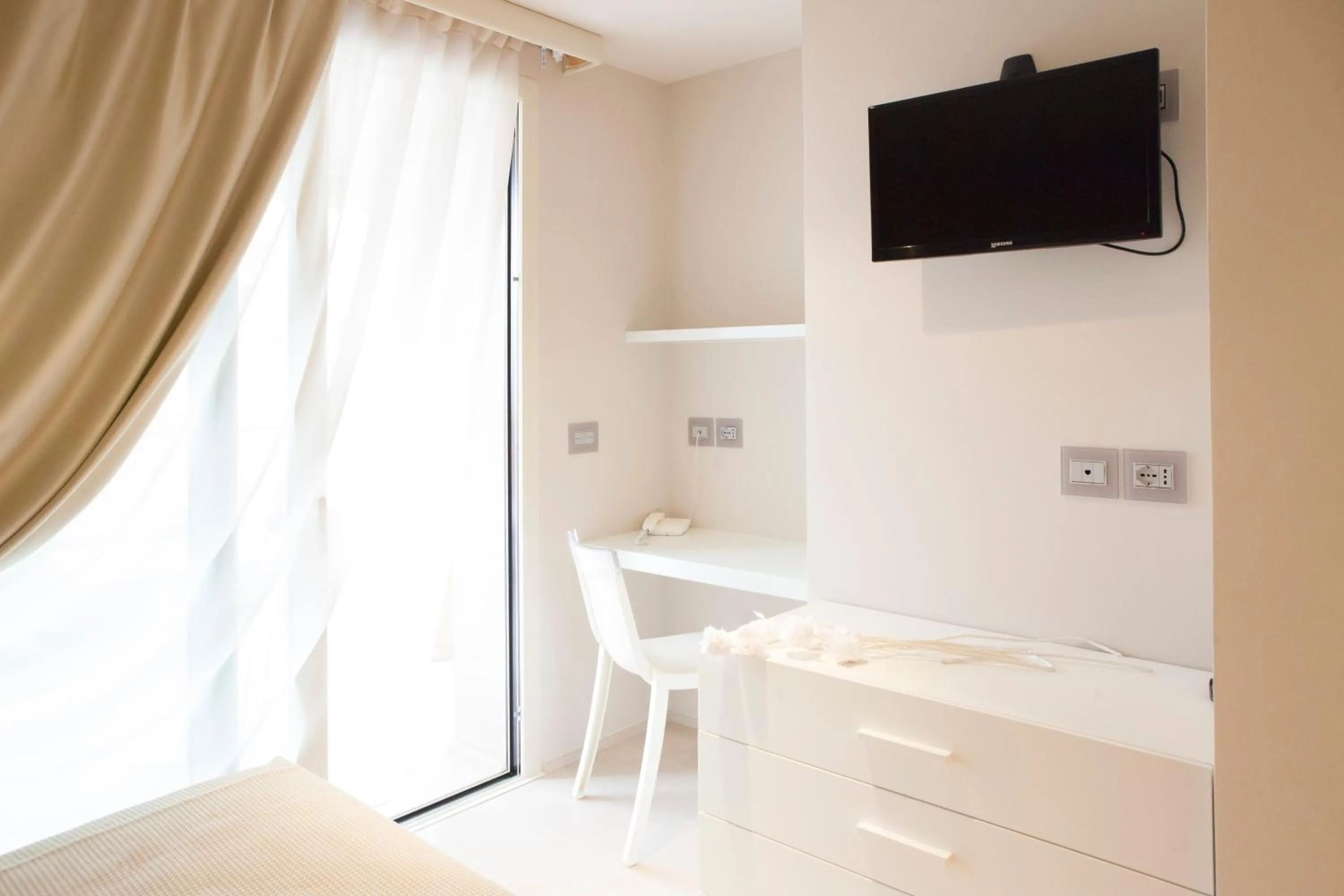 Photo of the whole room in Suite & Spa Mirabel
