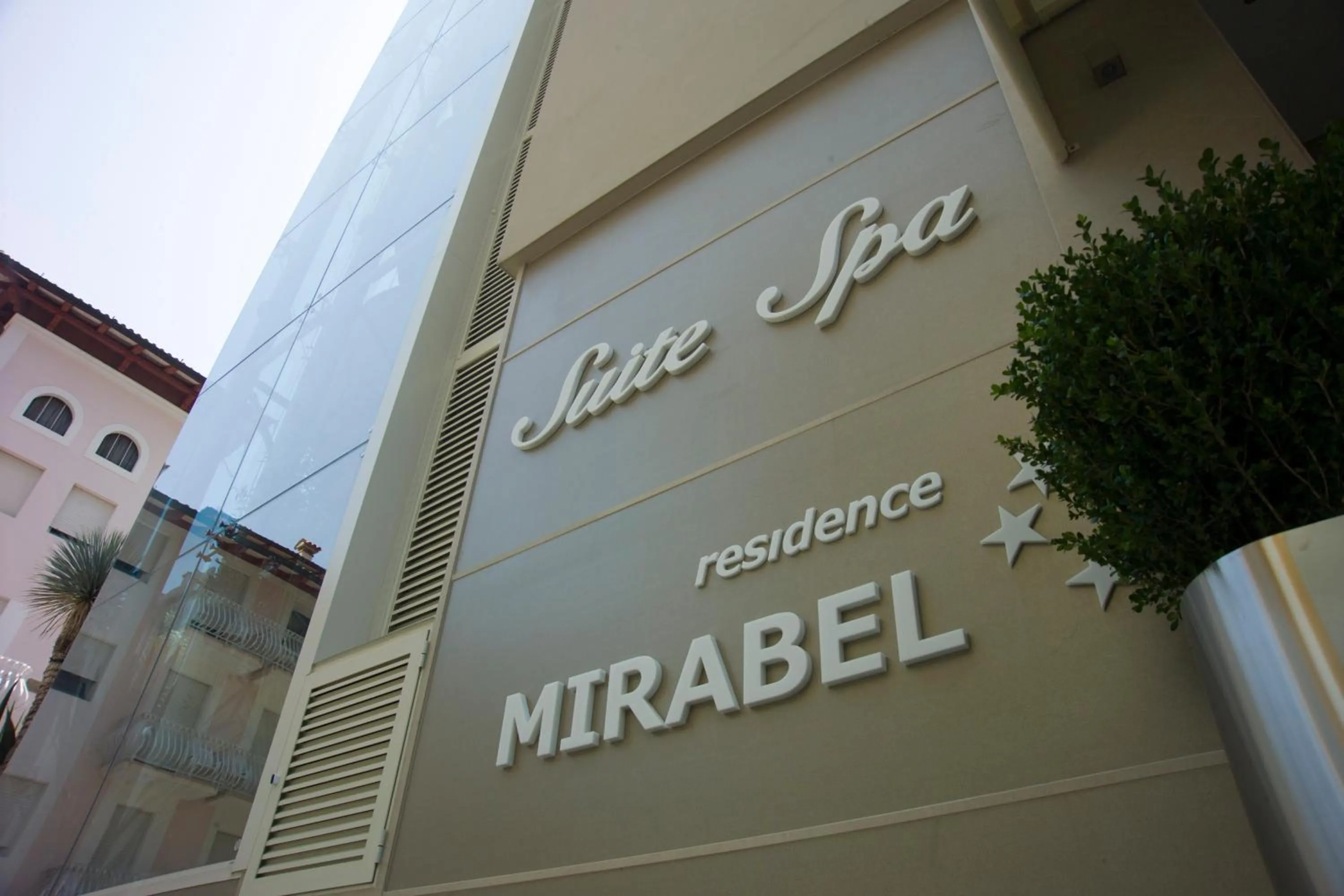 Property building in Suite & Spa Mirabel