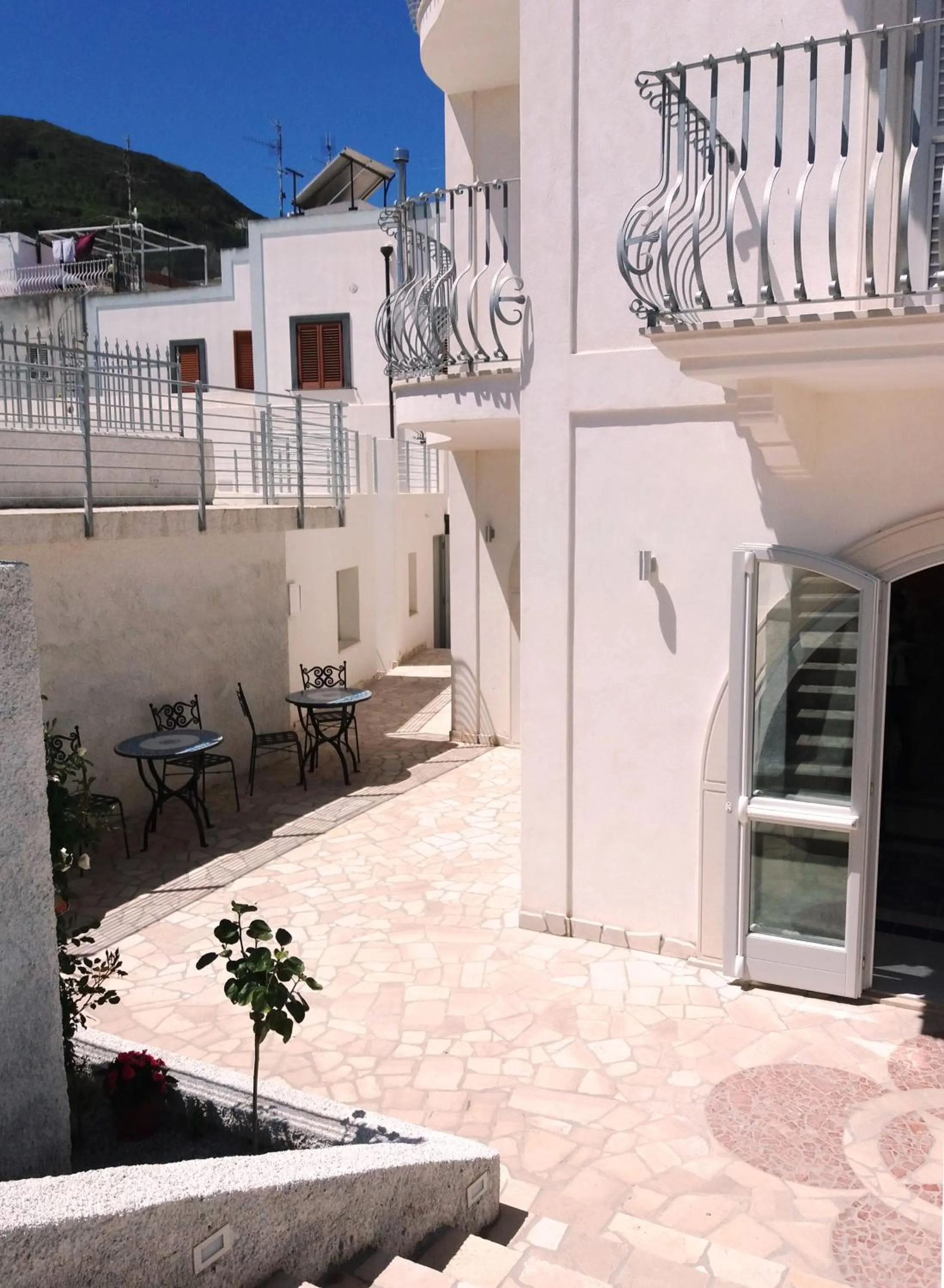 Property building in Odysseus Hotel