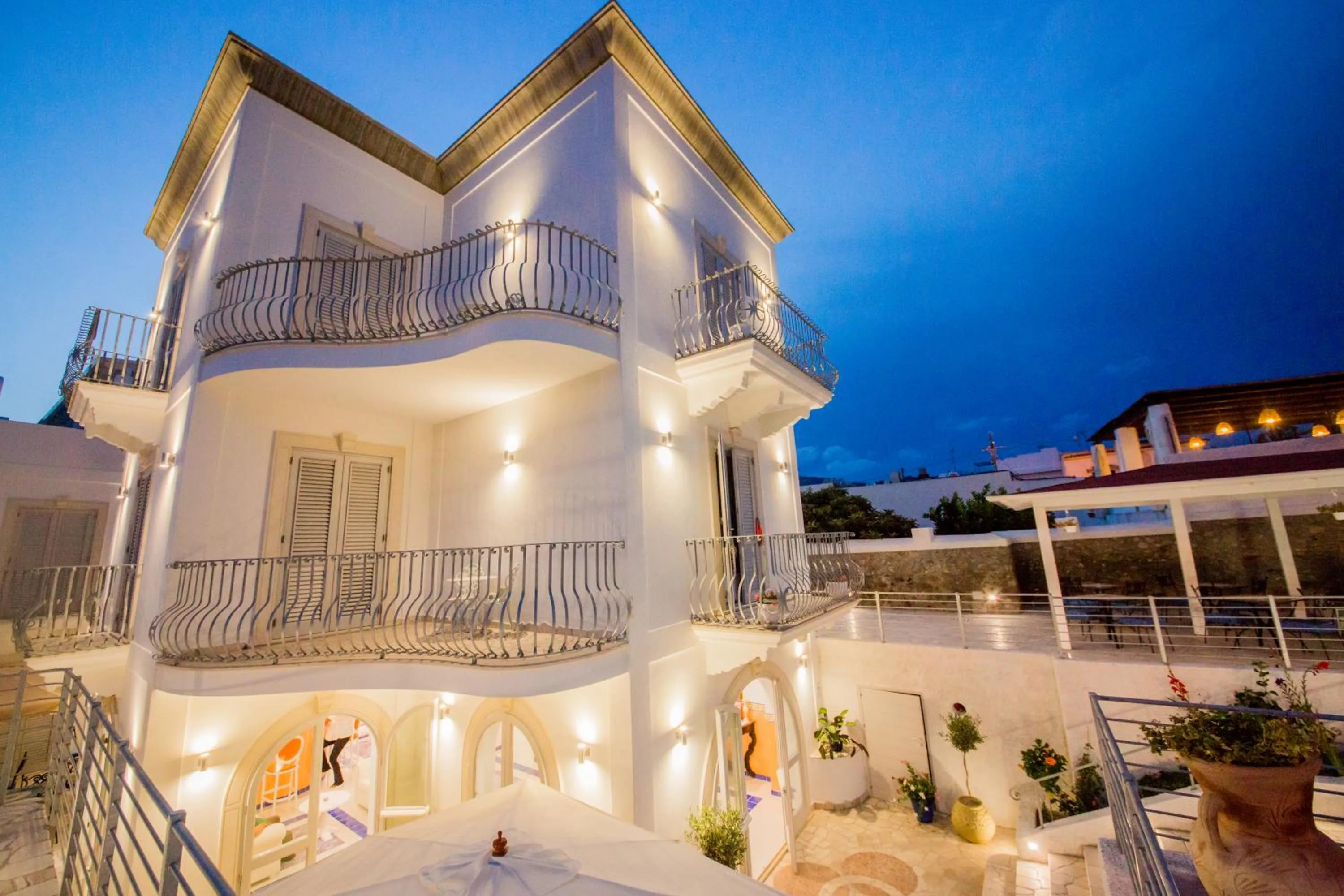 Property building in Odysseus Hotel