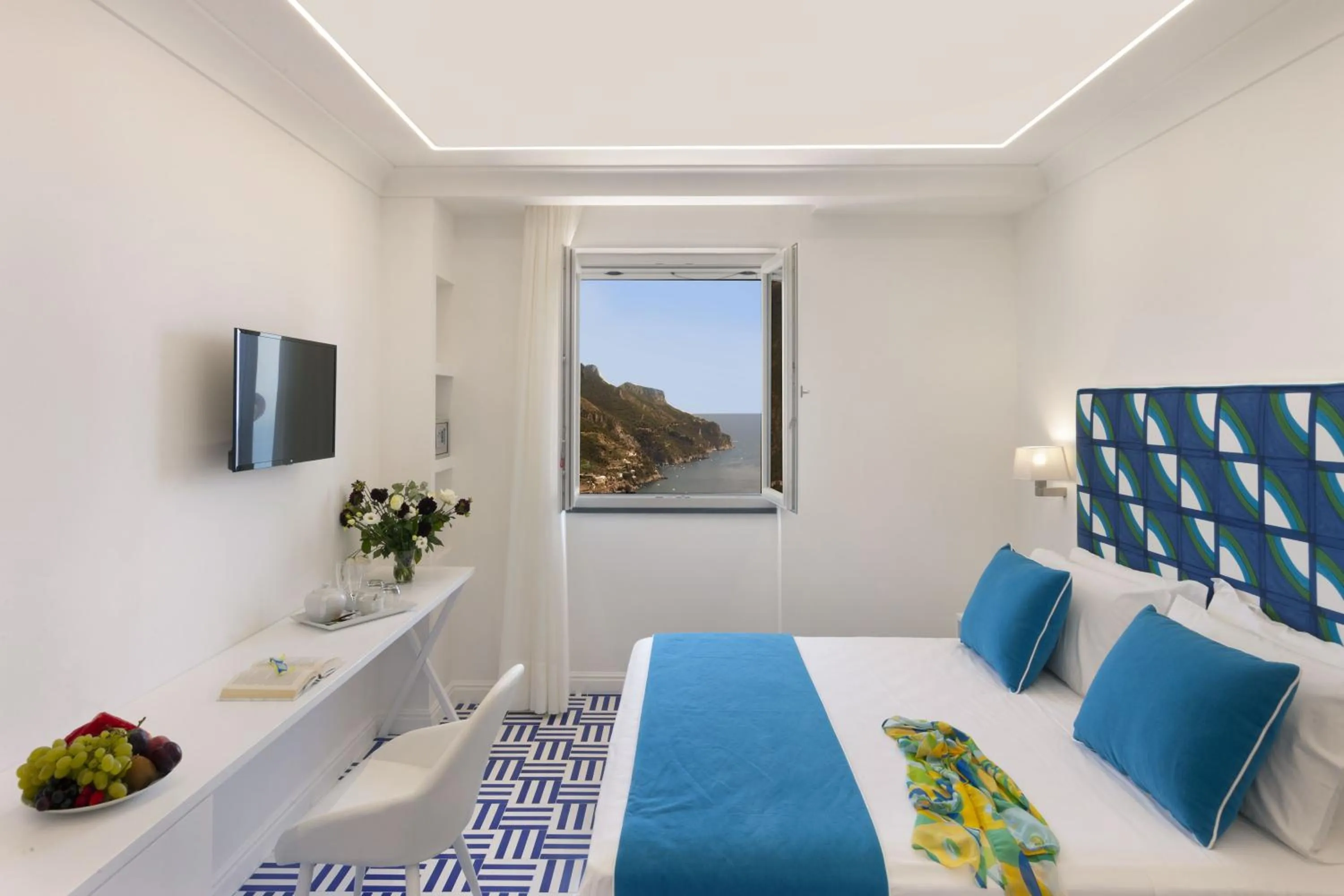 Sea view, Bed in Gala Residence Villa Giovanna