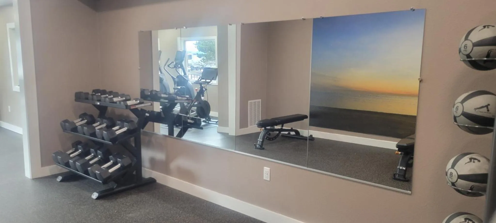 Fitness centre/facilities in The Tillamook Inn