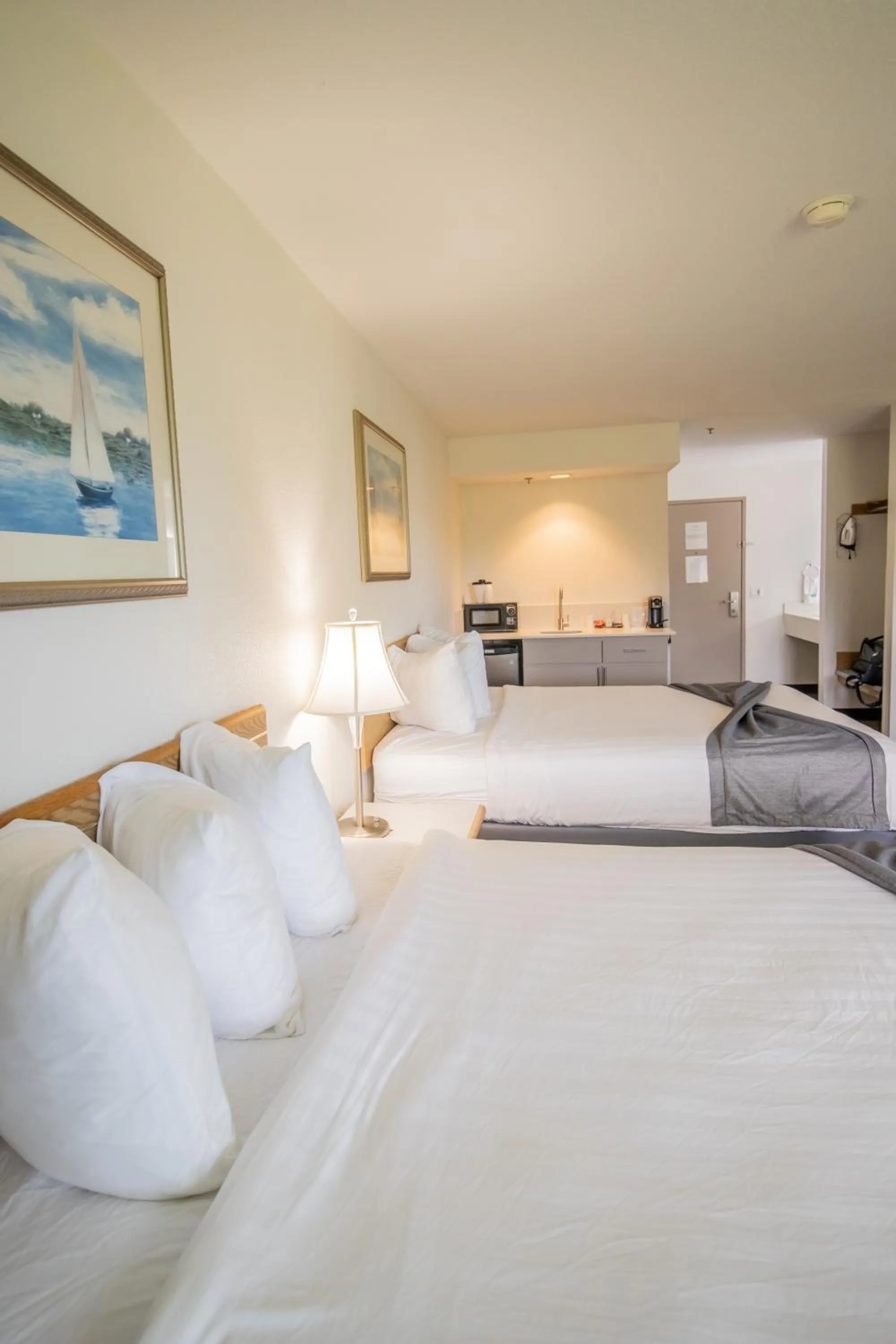 Bed in The Tillamook Inn