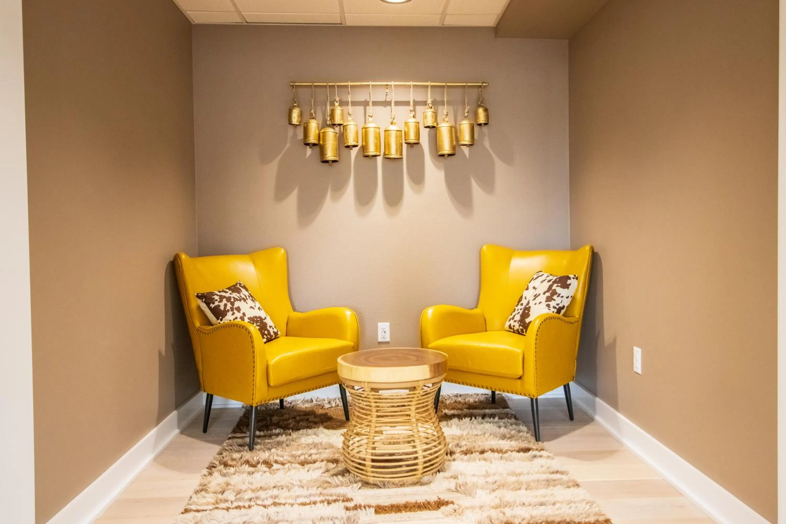 Seating area in The Tillamook Inn