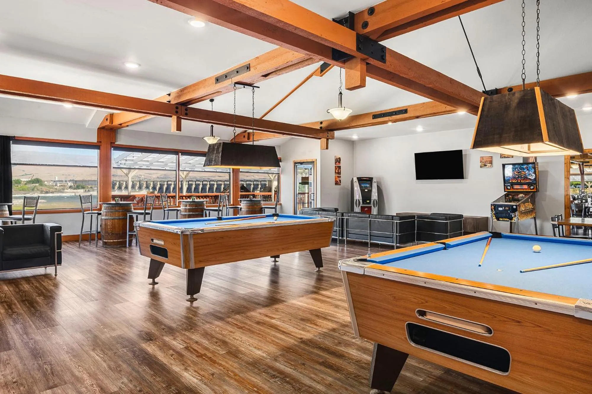 Billiard in Columbia River Hotel and Conference Center, an Ascend Collection Hotel