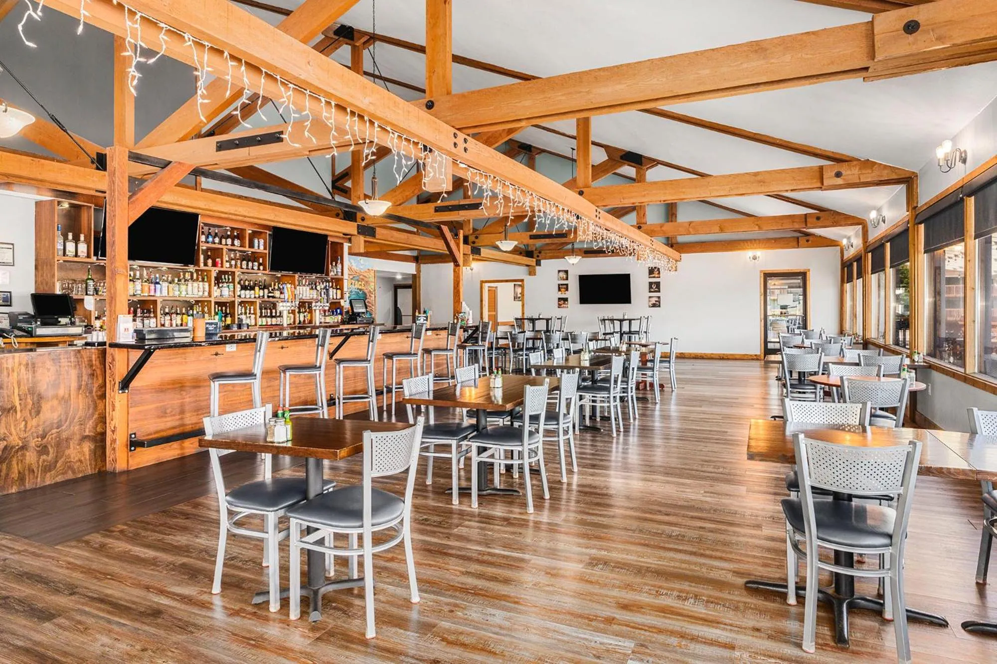 Restaurant/places to eat in Columbia River Hotel and Conference Center, an Ascend Collection Hotel