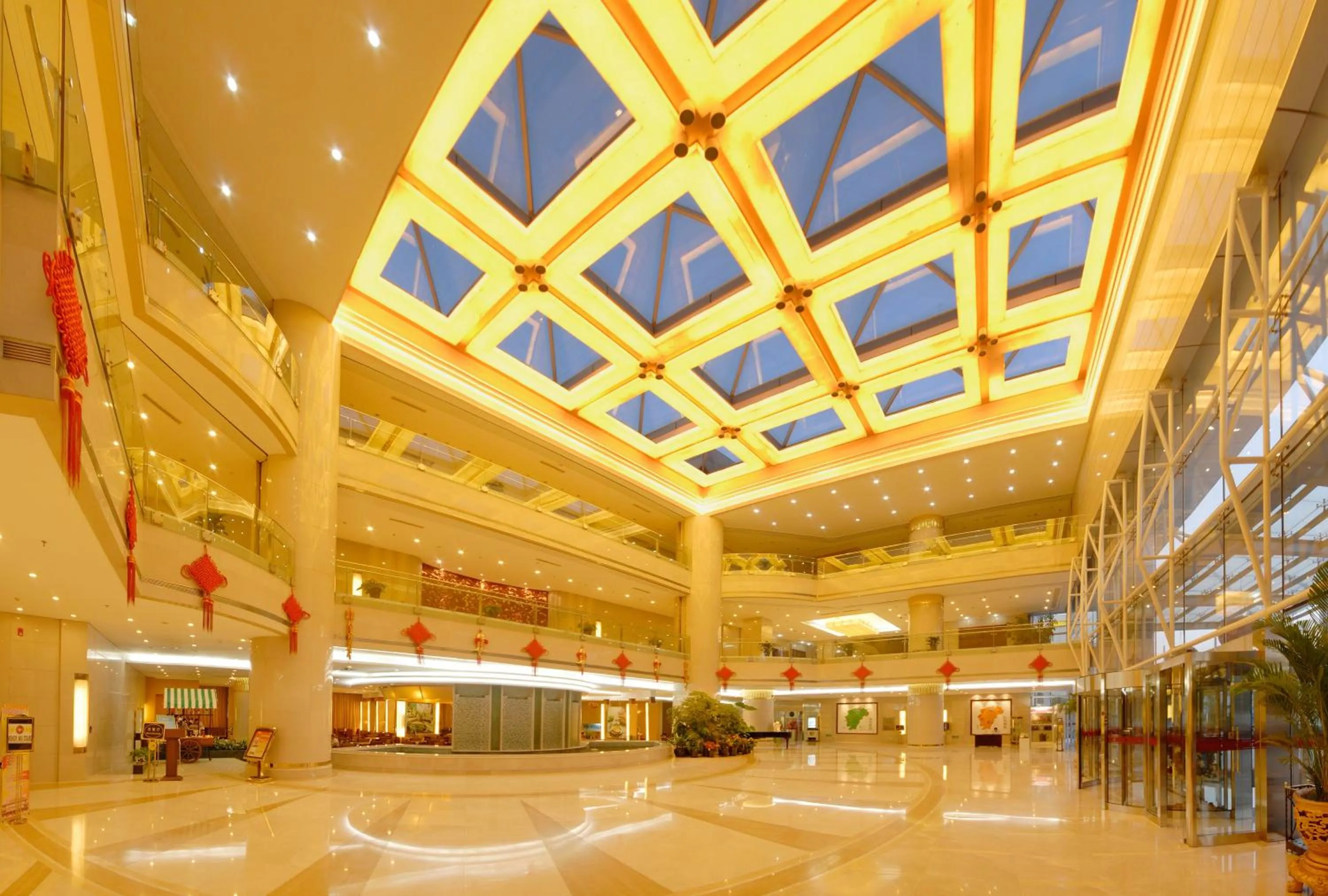 Lobby or reception in Jiangxi Grand Hotel Beijing