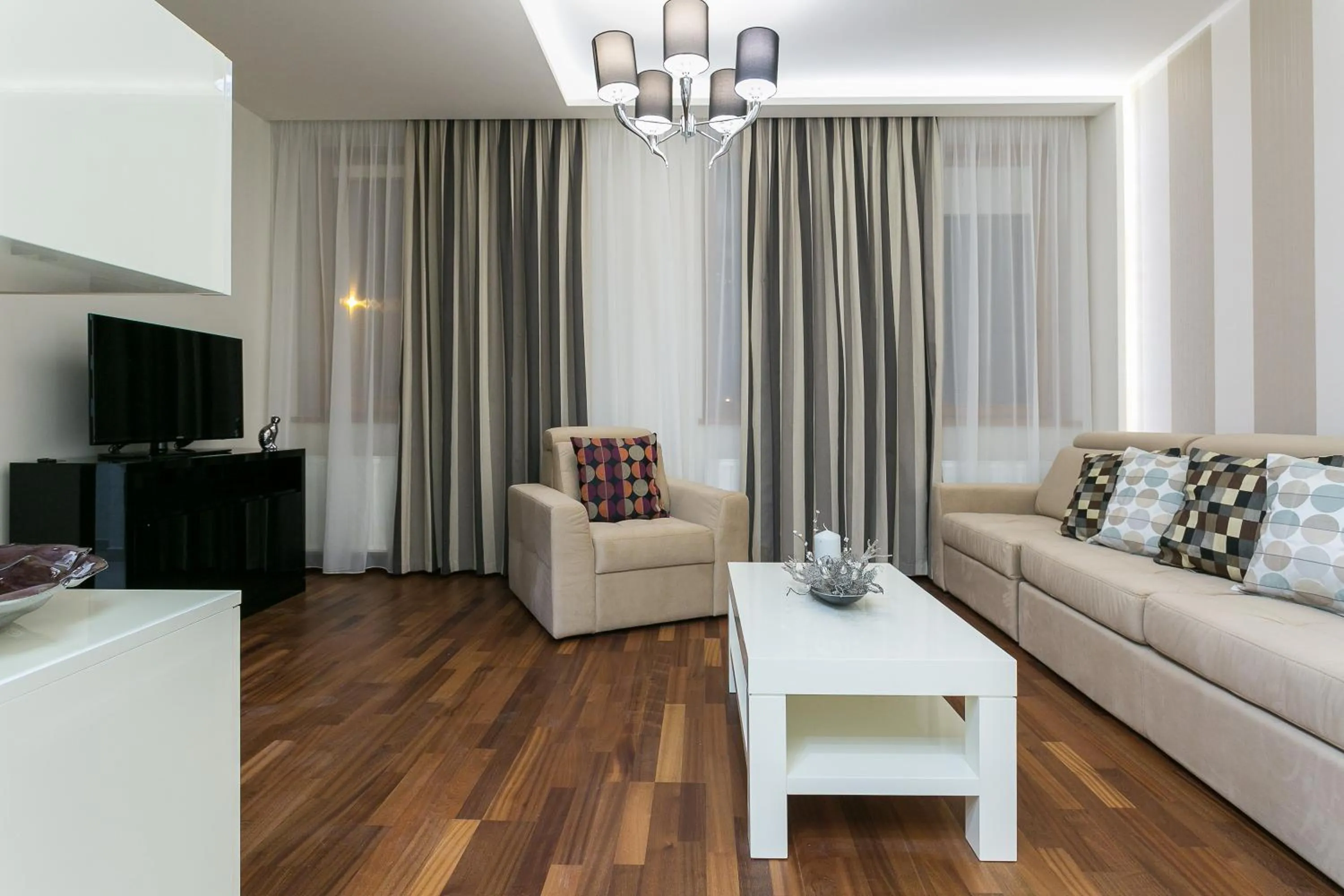 Communal lounge/ TV room in VIP Apartamenty Gorące Źródła