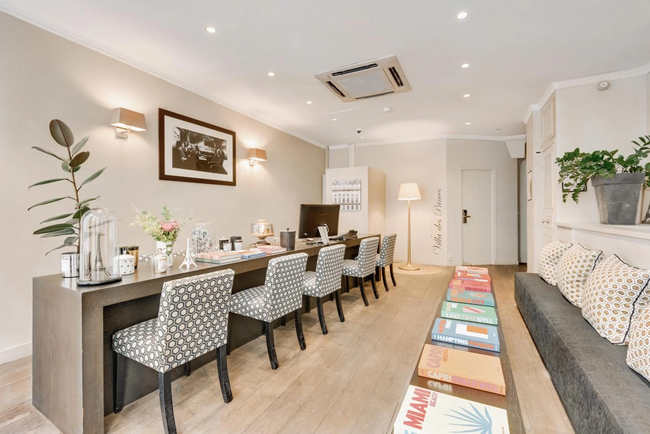 Lobby or reception in Villa Des Princes