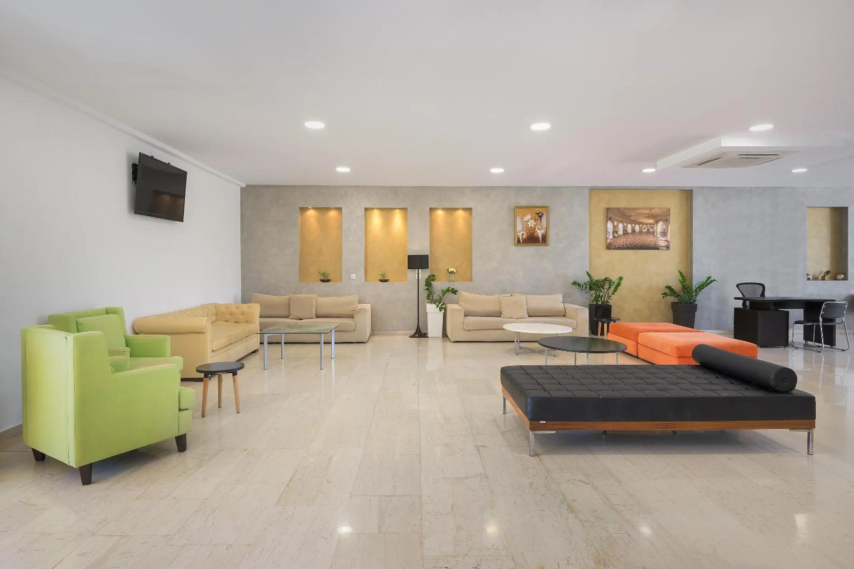 Lobby or reception in Olive Garden Hotel