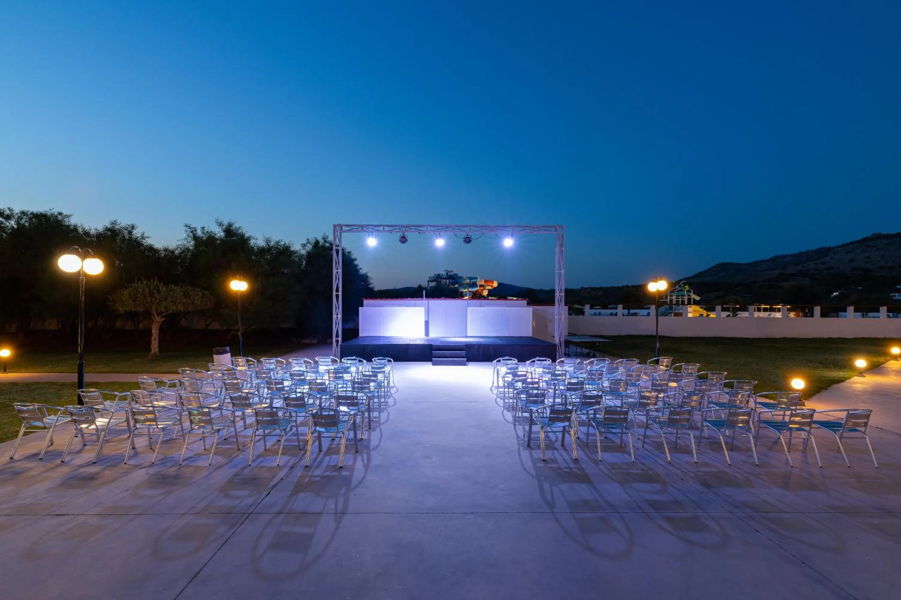 Property building in Olive Garden Hotel