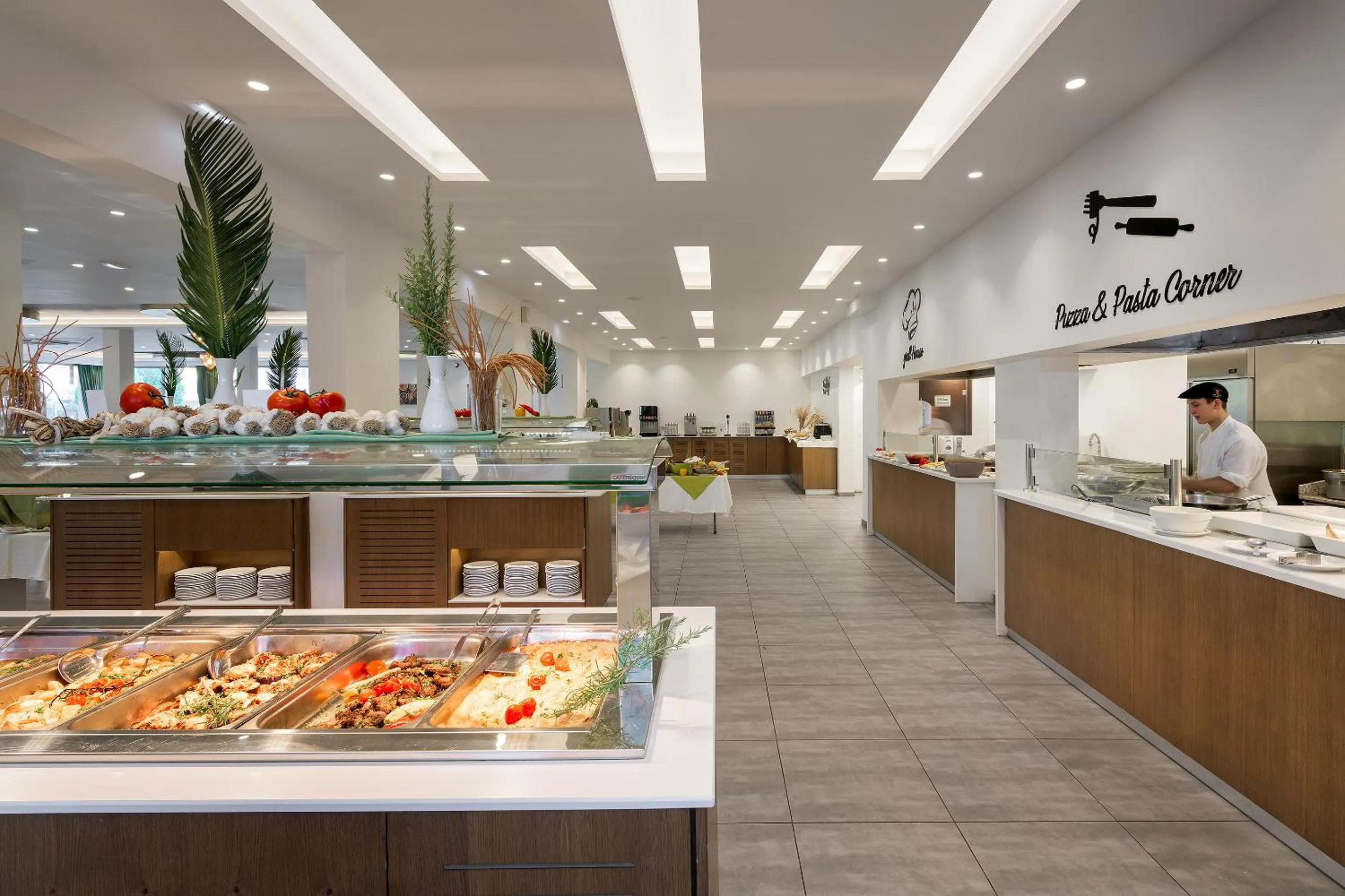 Restaurant/places to eat in Olive Garden Hotel