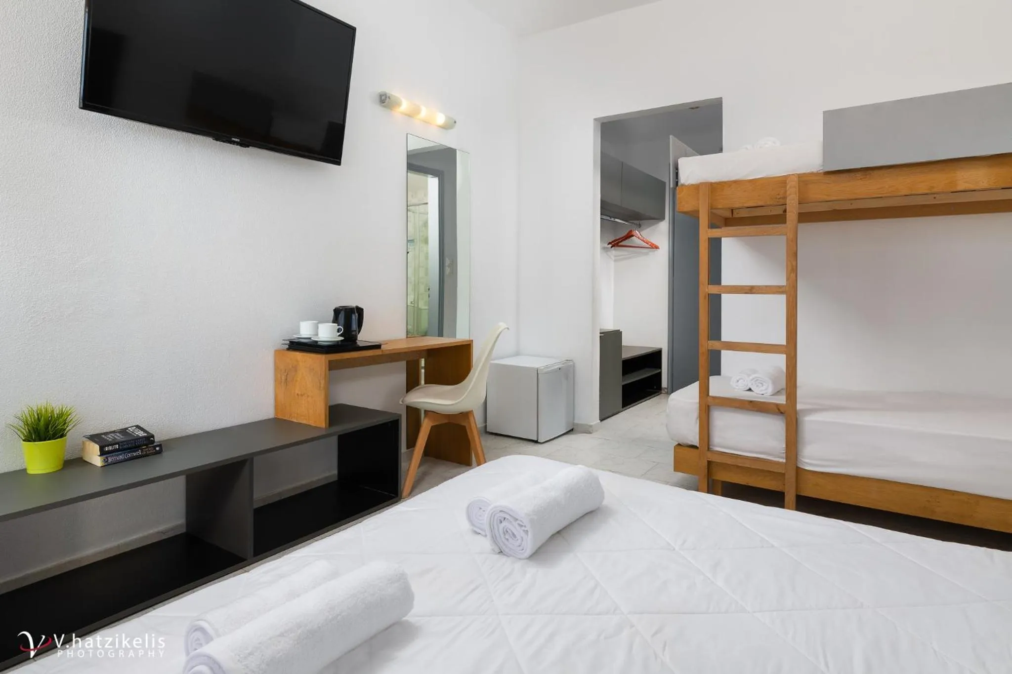 Bedroom, Bed in Olive Garden Hotel