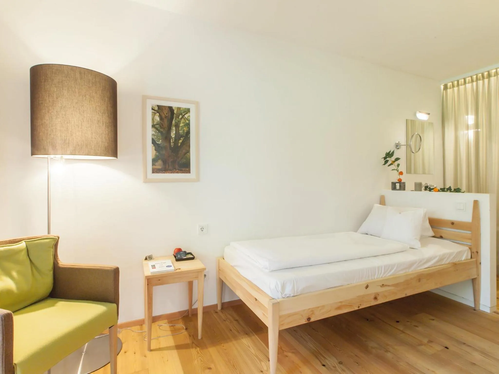 Bed in Hotel B&B "Zur Schanz"