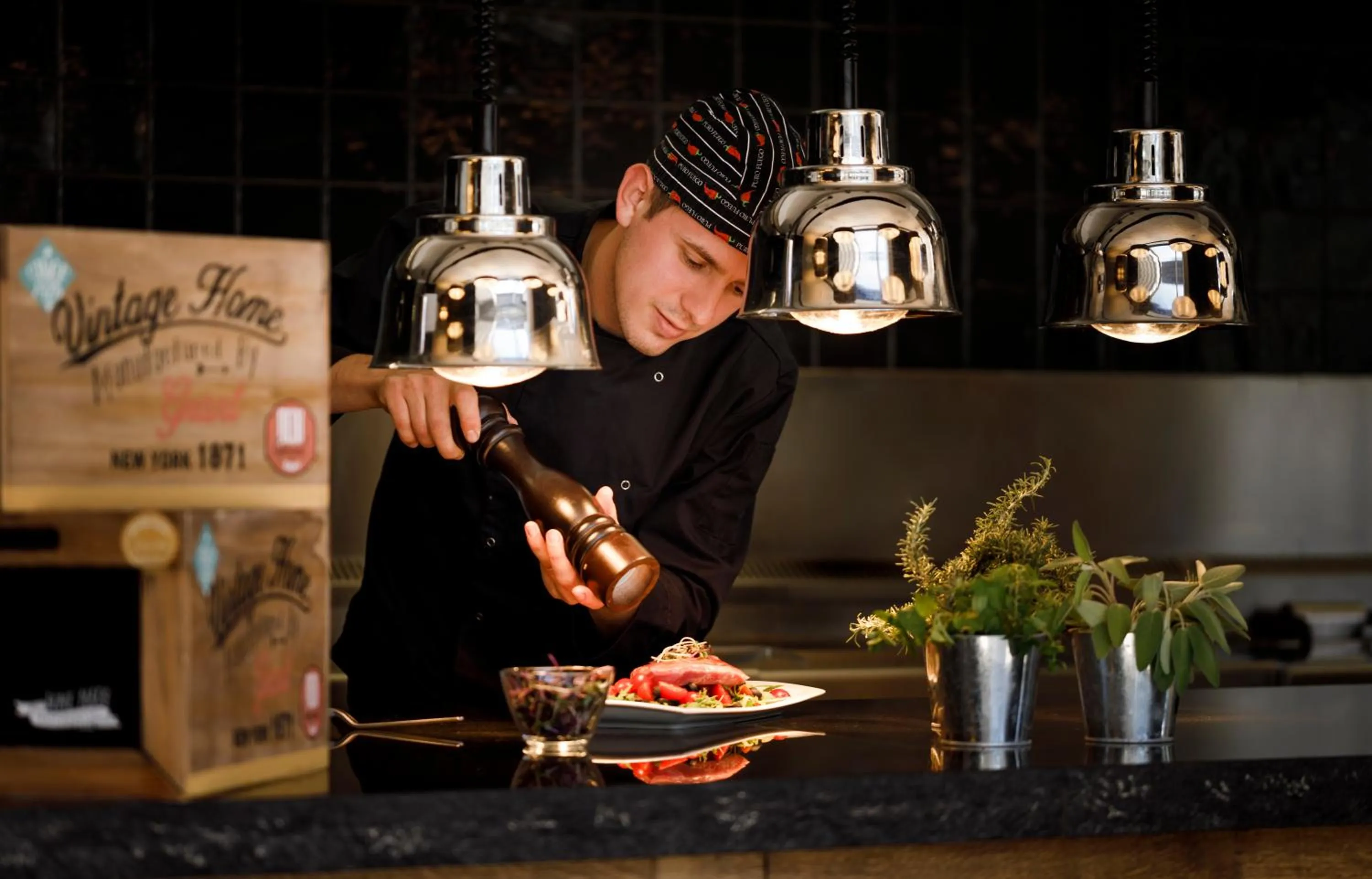 Restaurant/places to eat in Maistra Camping Valkanela Mobile homes