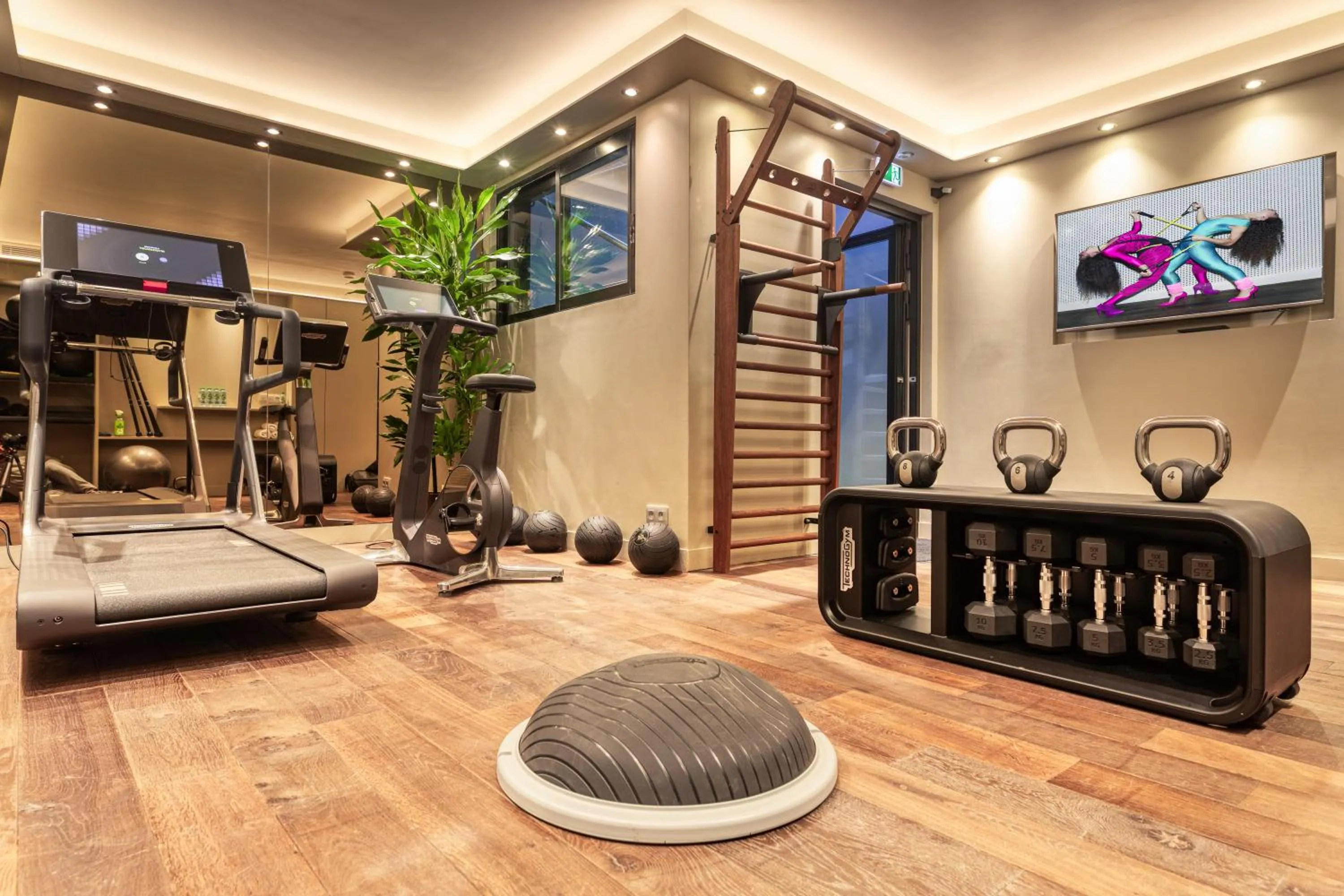 Fitness centre/facilities in B Montmartre