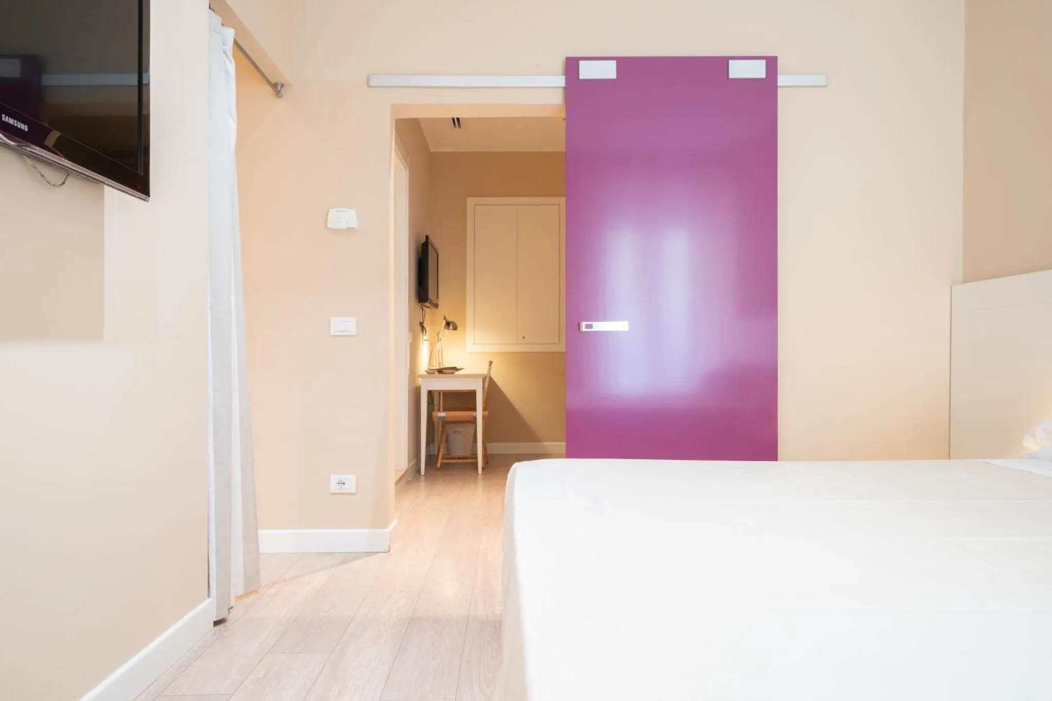 Photo of the whole room in Hotel Bristol