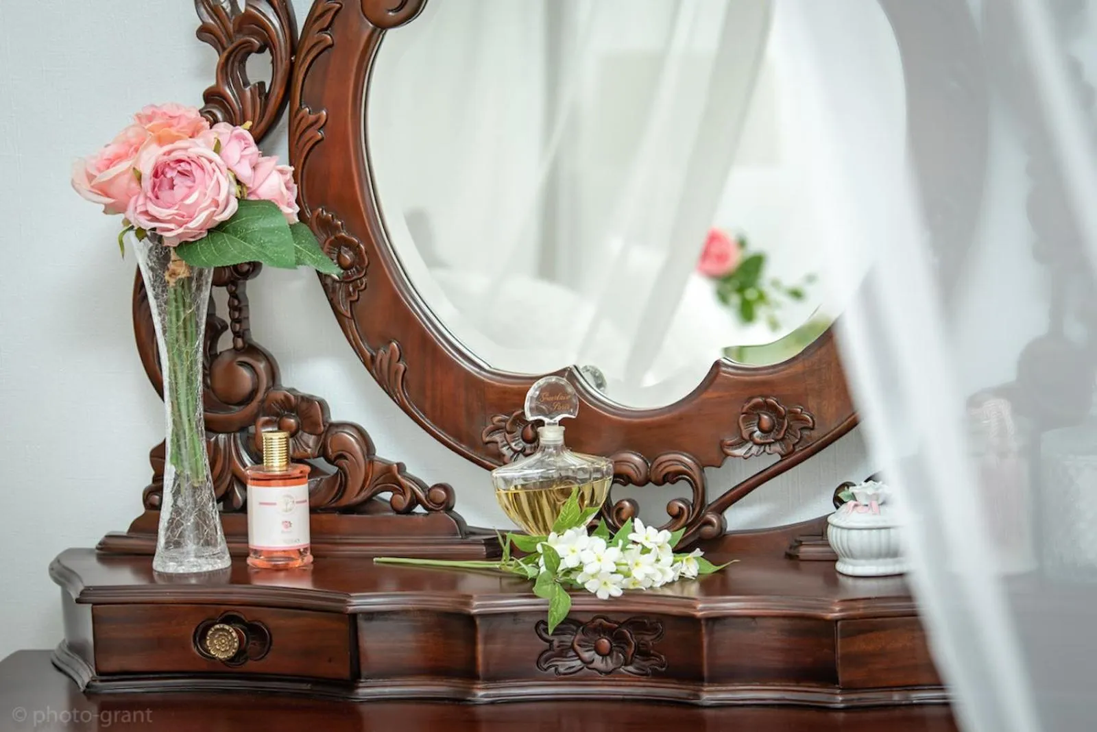 Decorative detail in Maison d'hôtes de charme La Rose de Ducey près du Mont Saint Michel