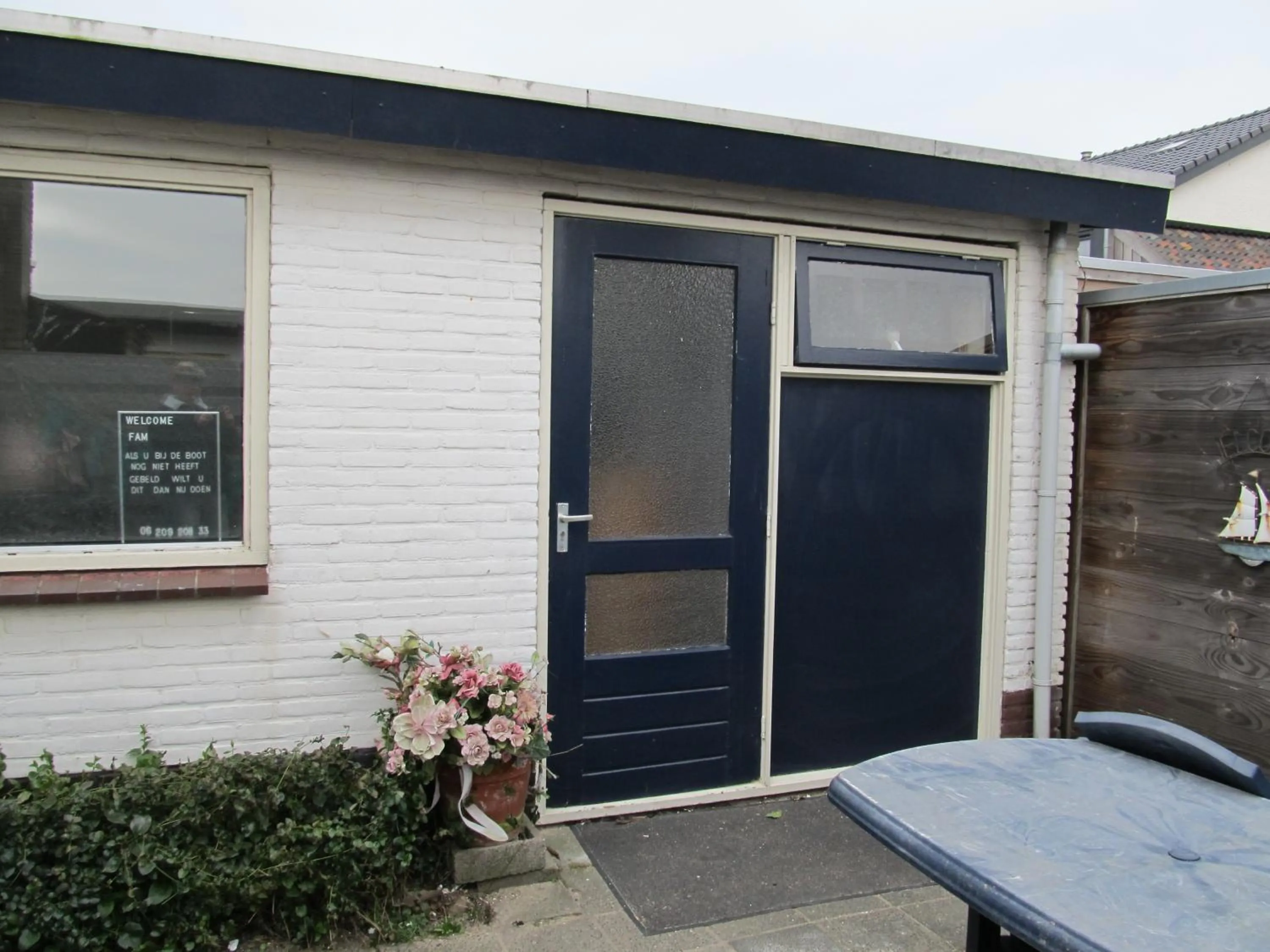Property building in Strandhuussie Texel