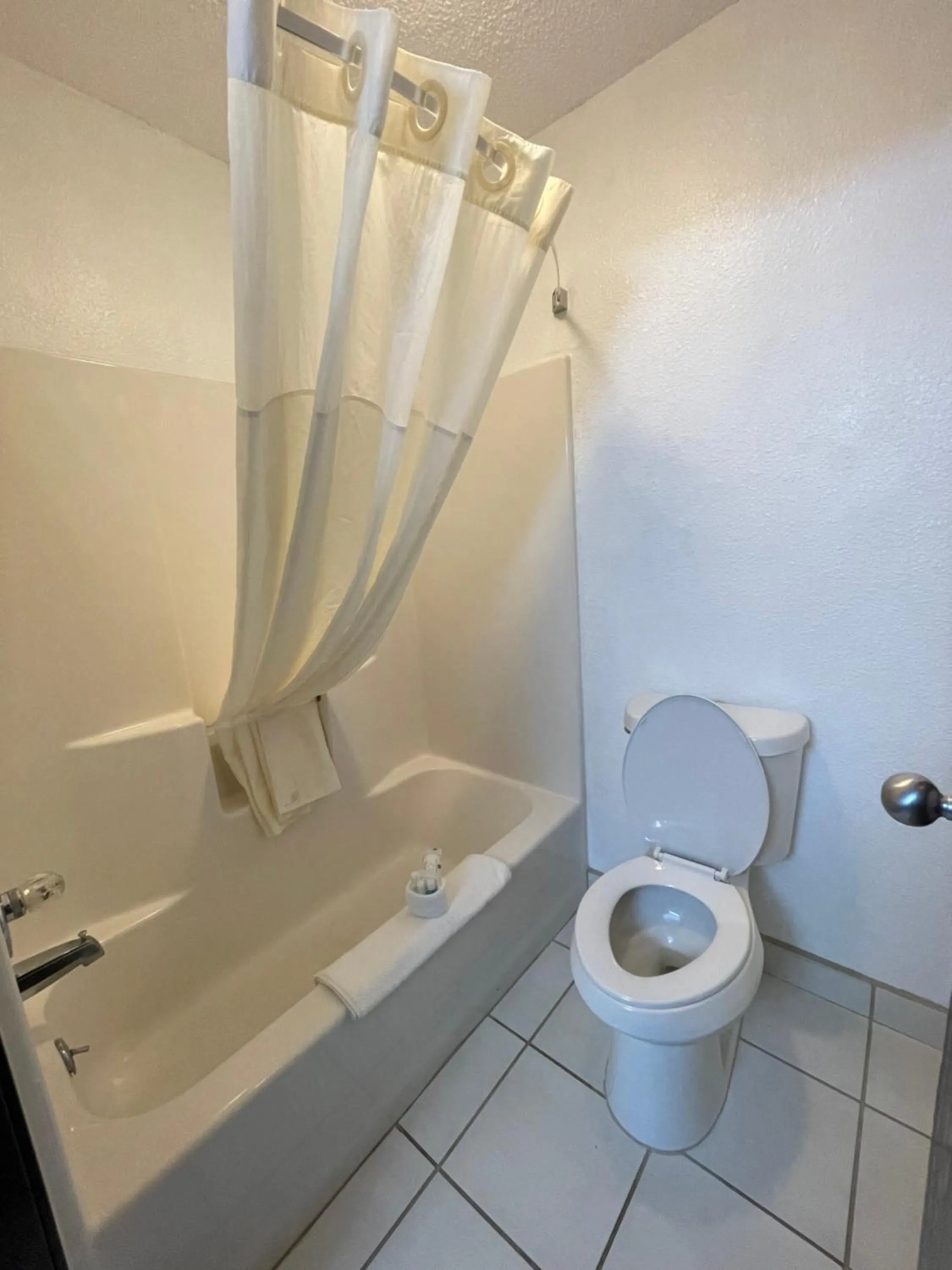 Bathroom in Quality Inn