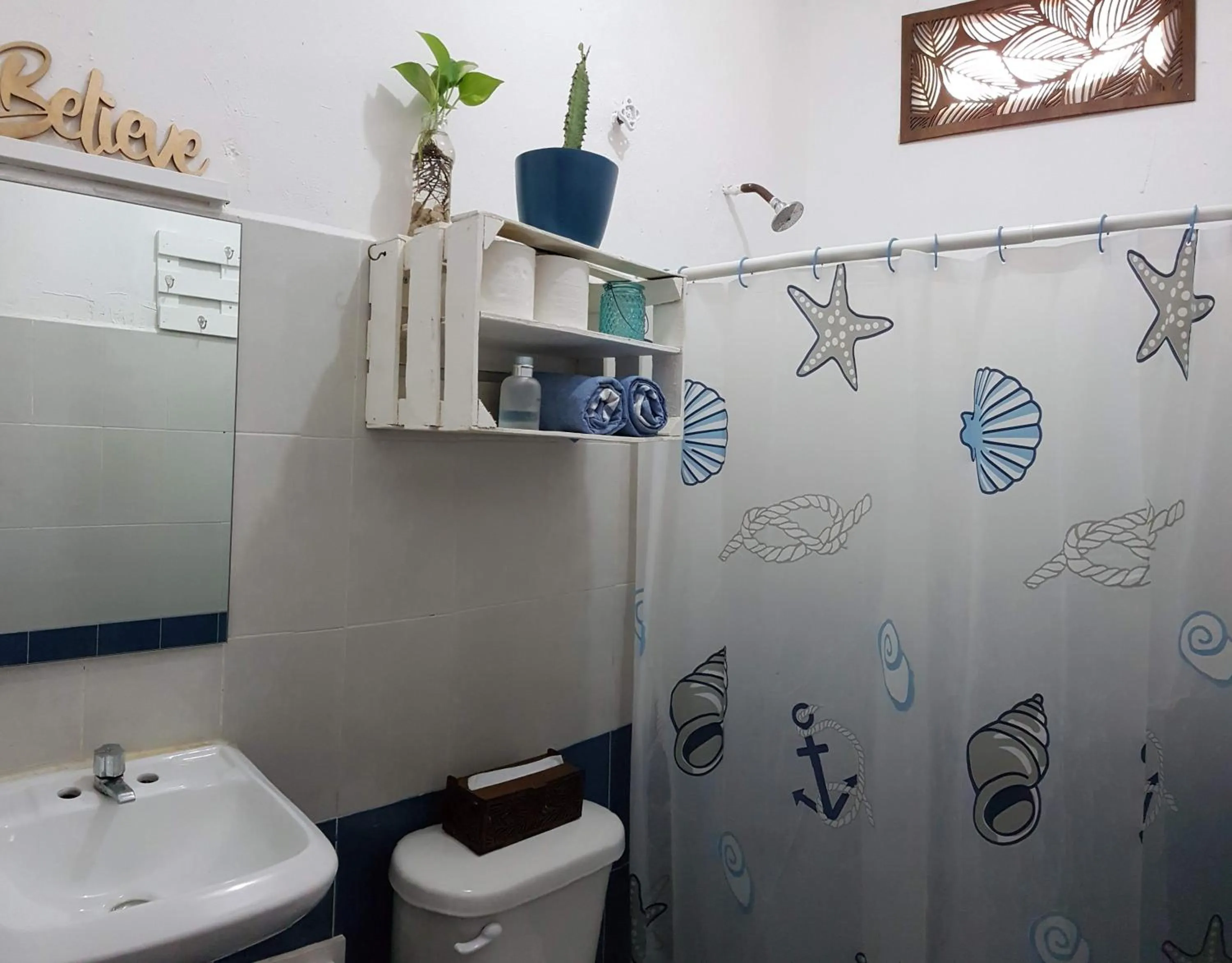 Bathroom in El Búho Bacalar Eco-Cabañas Hostal