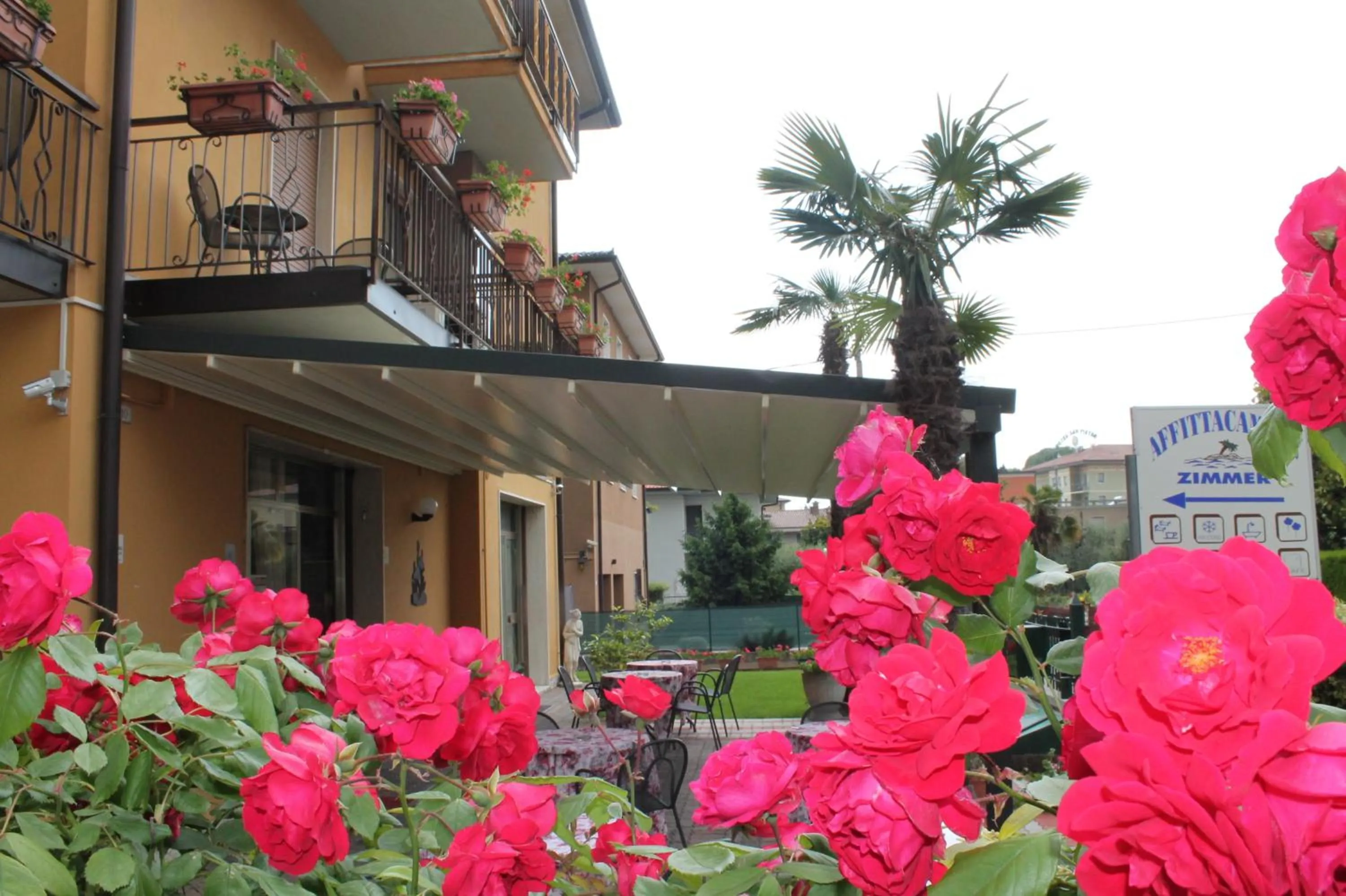 Balcony/Terrace in Alessio Camere