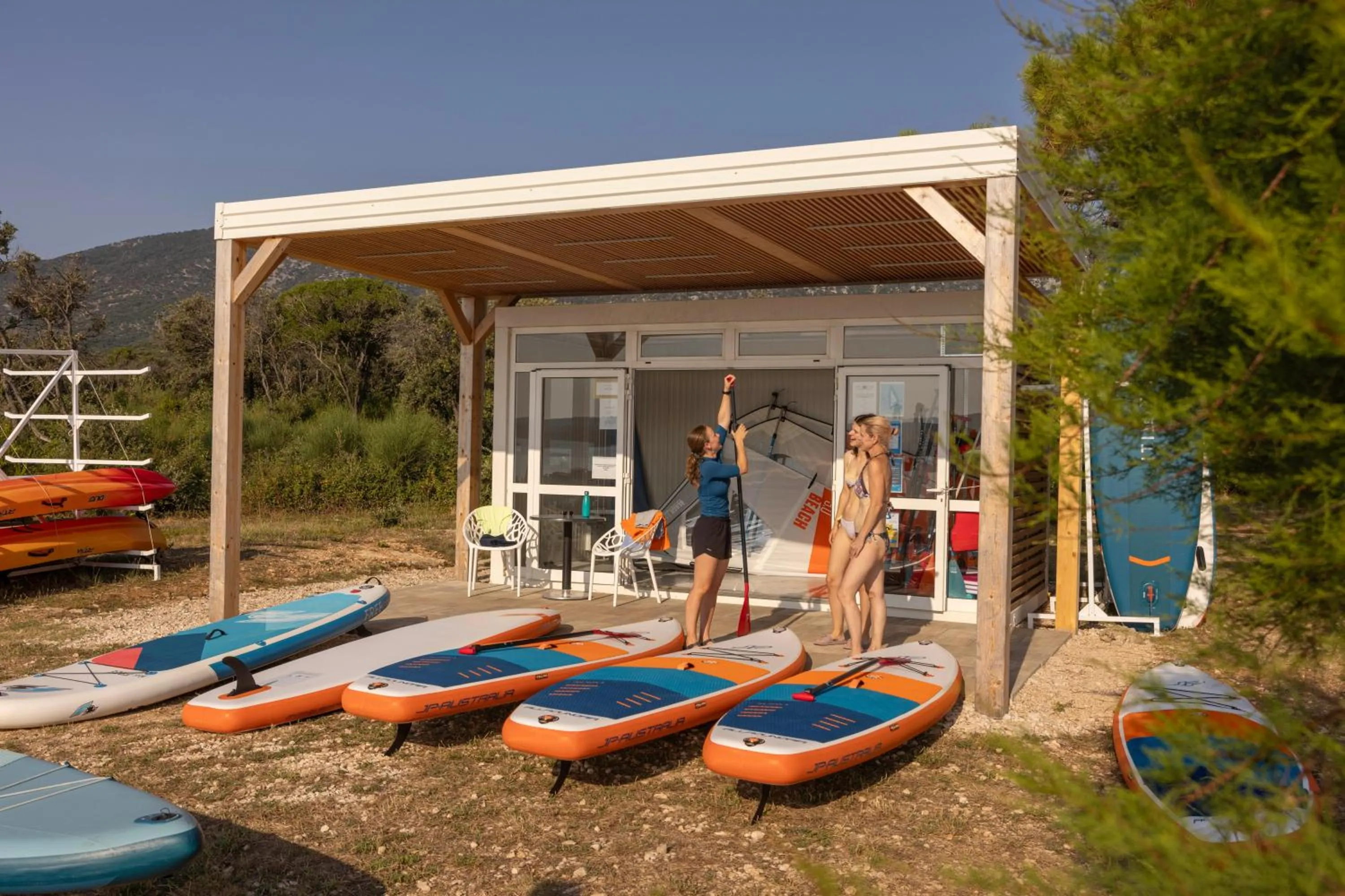 Sports in Mobile Homes Lopari