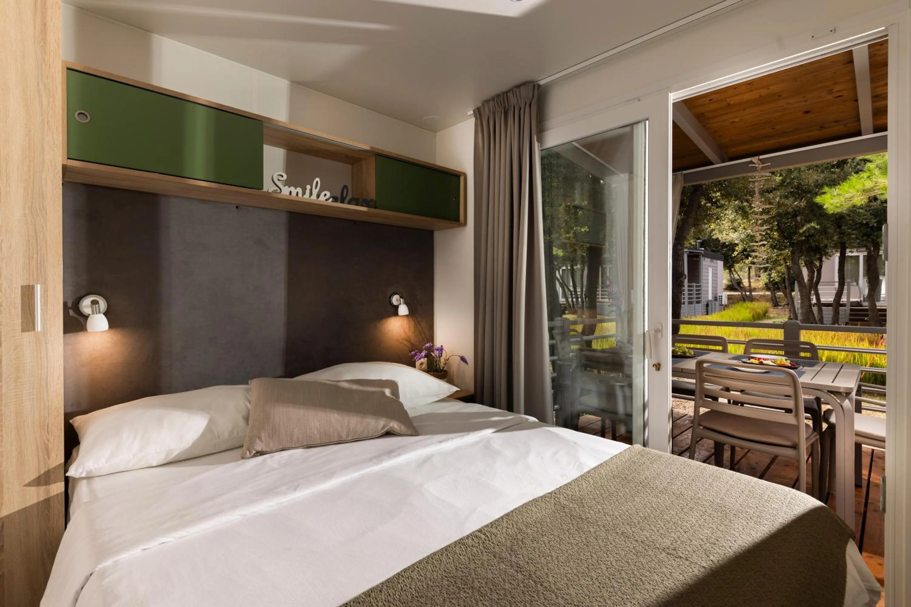 Bedroom, Bed in Mobile Homes Lopari