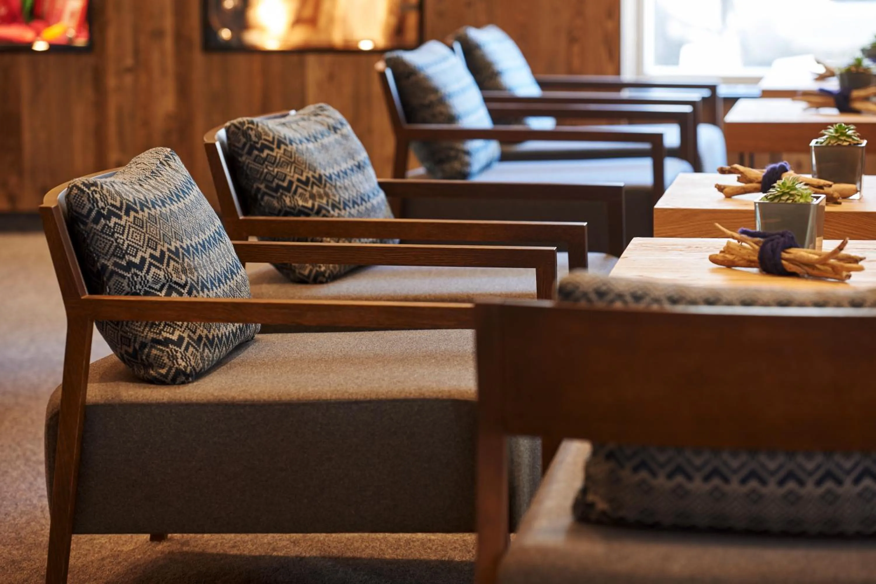 Seating area in Alpenhotel Laurin