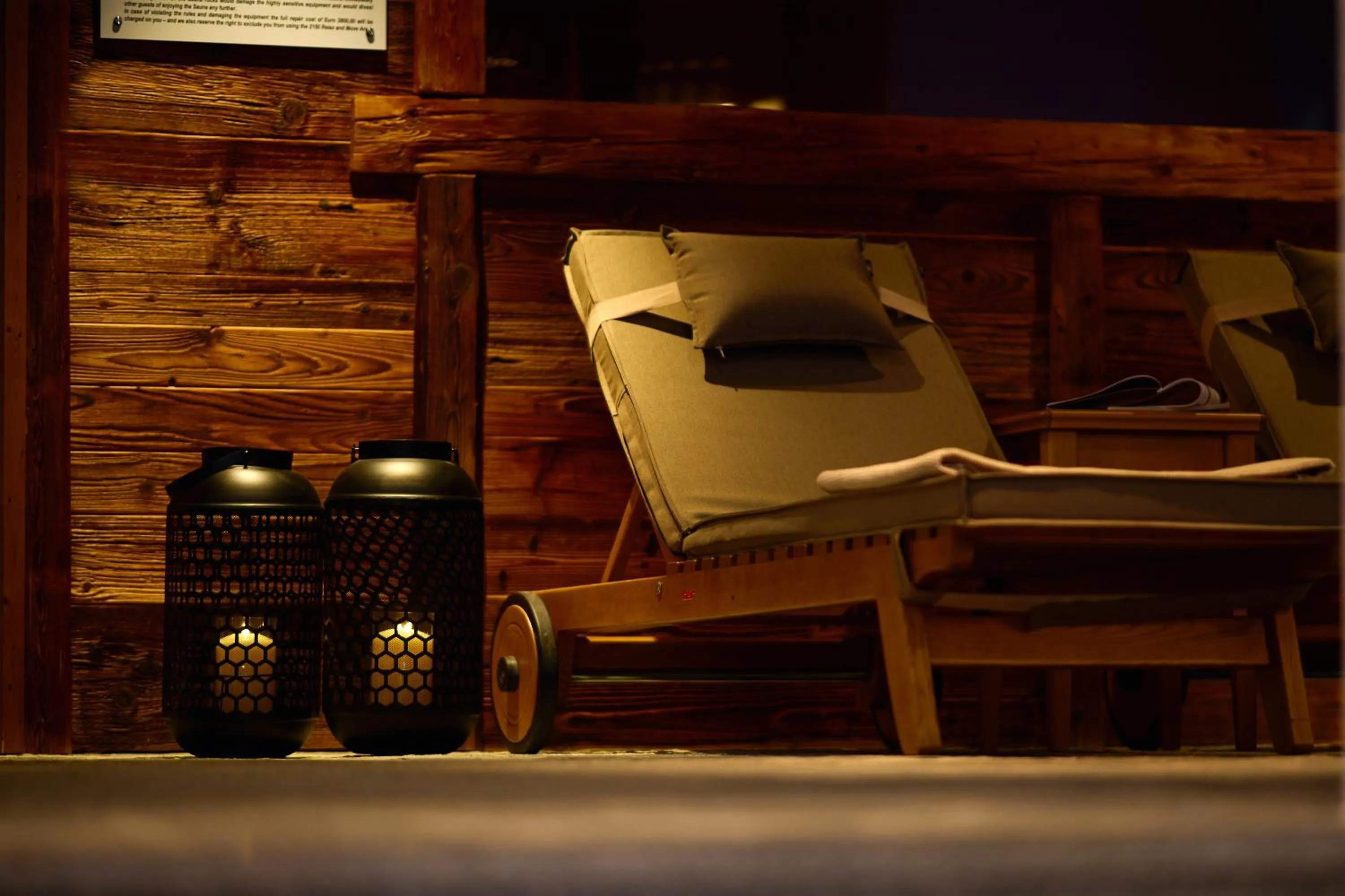 Swimming pool in Alpenhotel Laurin