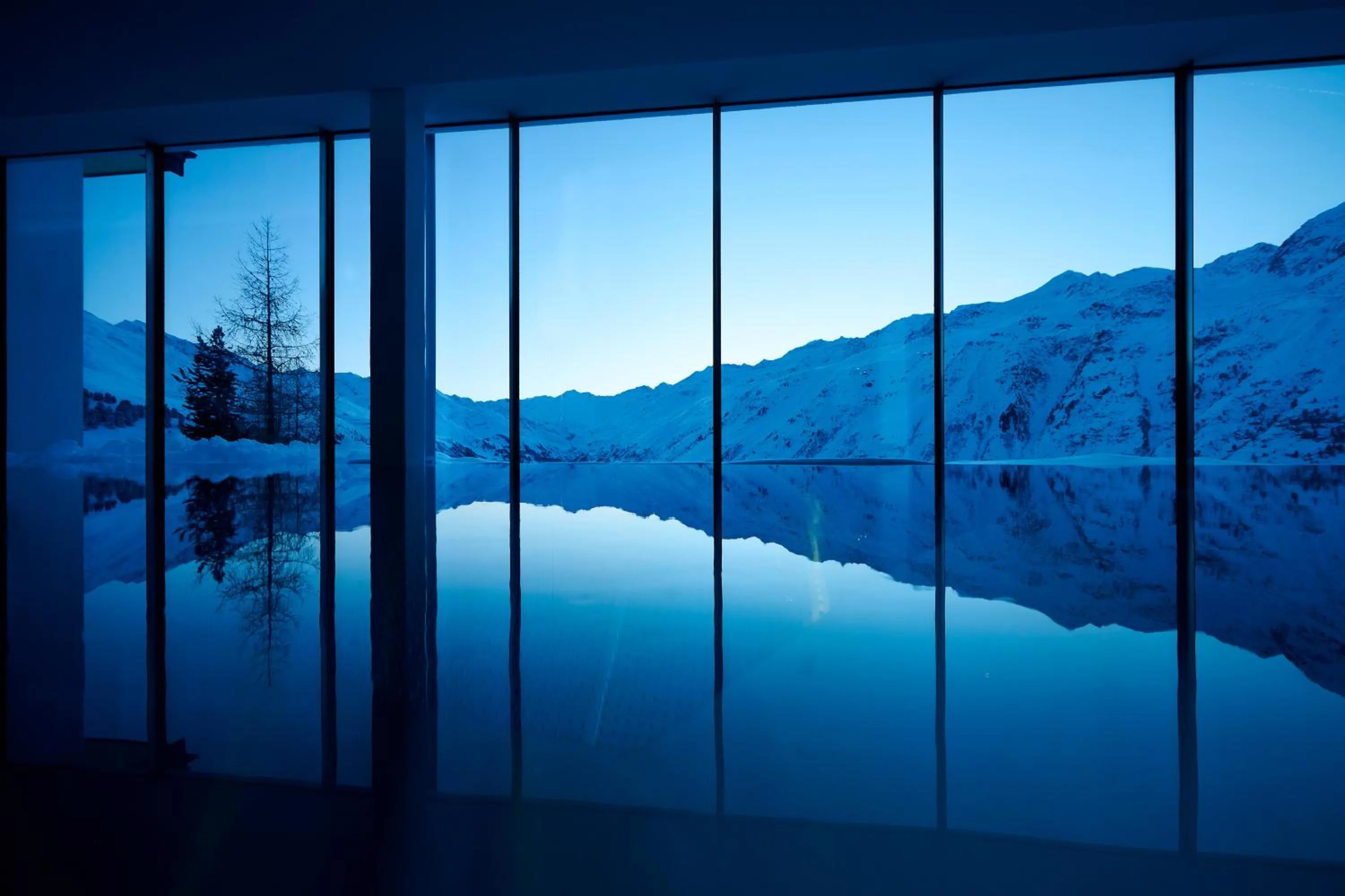 Swimming pool in Alpenhotel Laurin