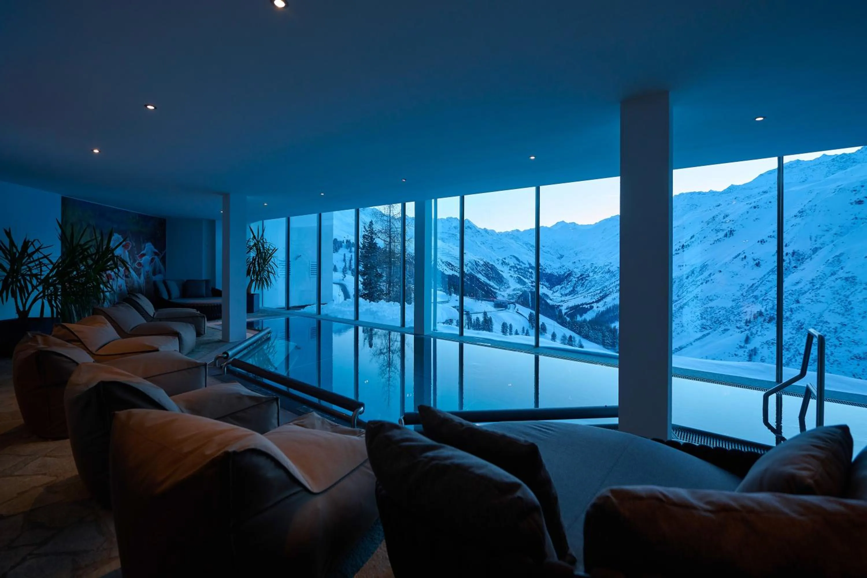 Photo of the whole room in Alpenhotel Laurin