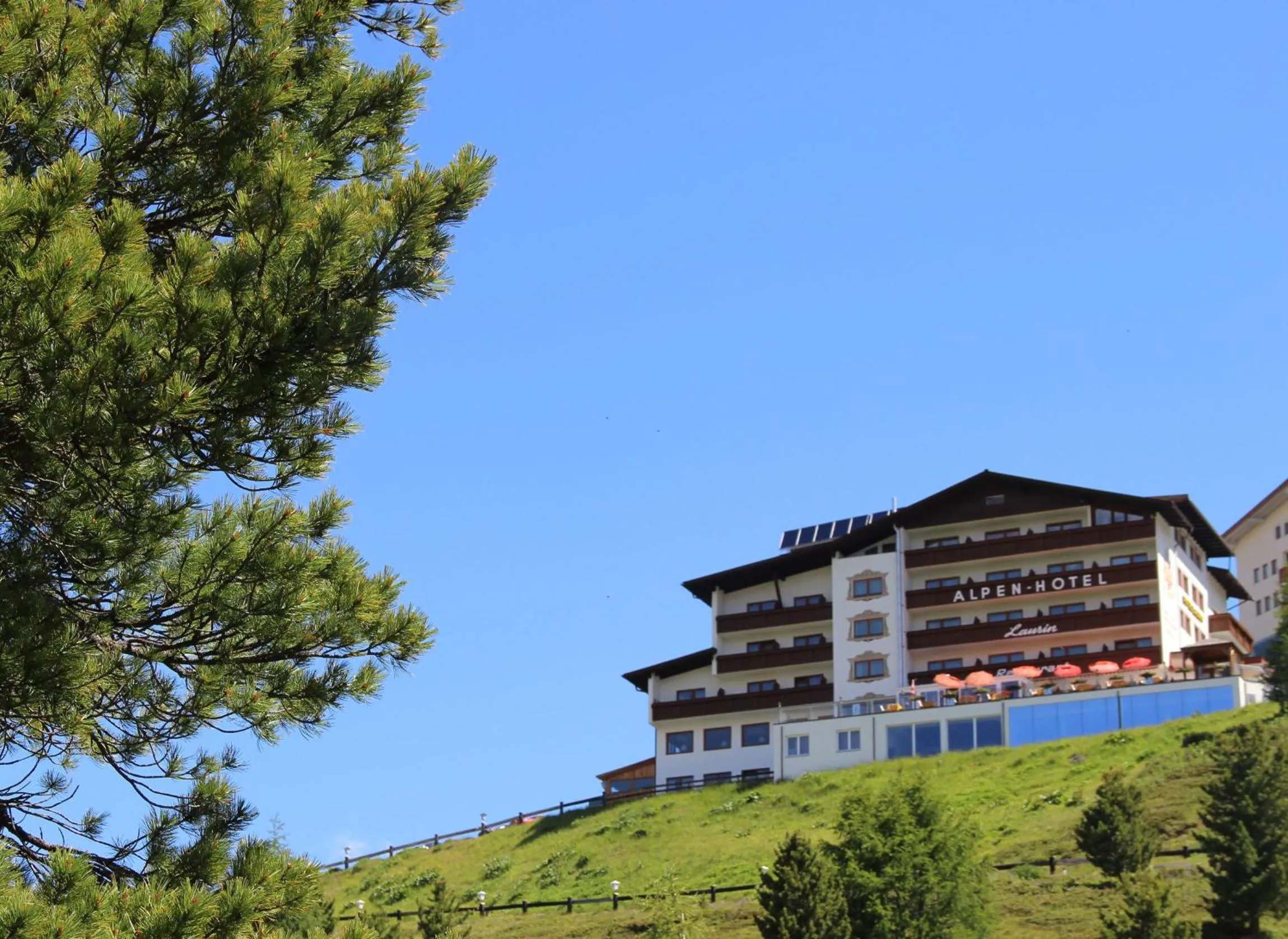 Property building in Alpenhotel Laurin